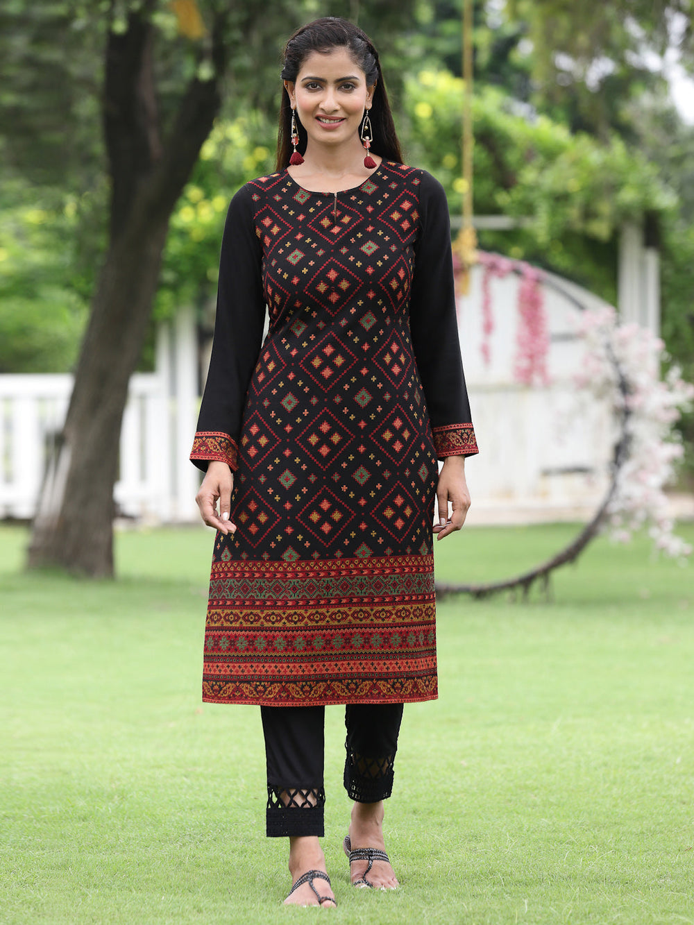 Juniper Women Women's Acrylyc Viscose Jaquard Knit Black Printed Straight Festive Kurta