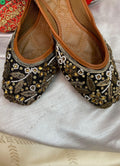 Desi Colour Women Indian Ethnic Footwear-Black Stones Flower