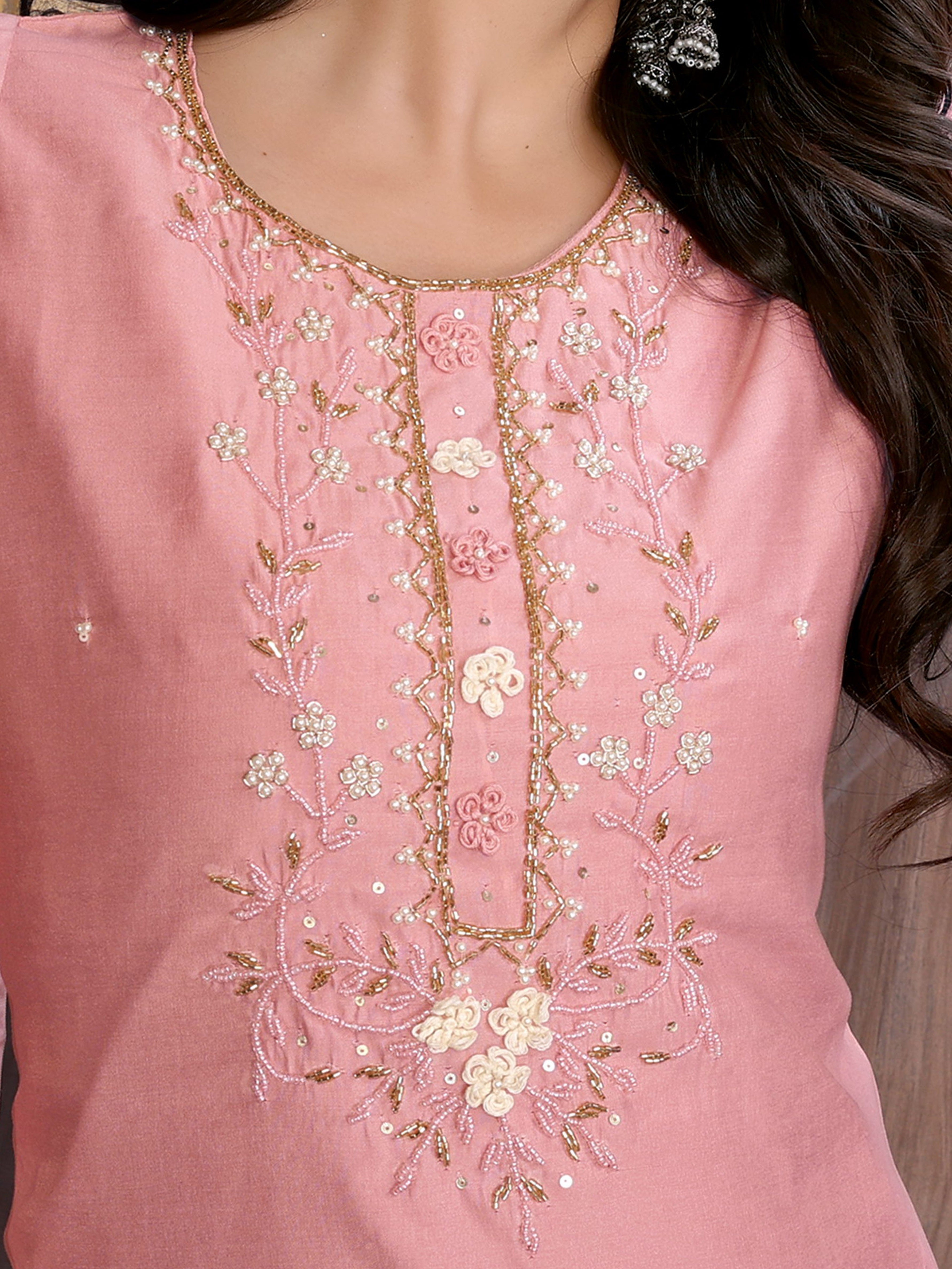 Vedant Vastram Kurta Pant set with Dupatta having Beautiful Hand work (Khatli Work) - Peach