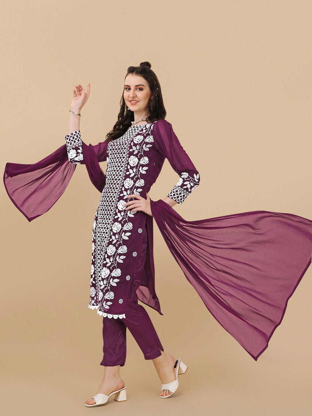 HERE&NOW Floral Embroidered Chikankari Kurta with Trousers & Dupatta