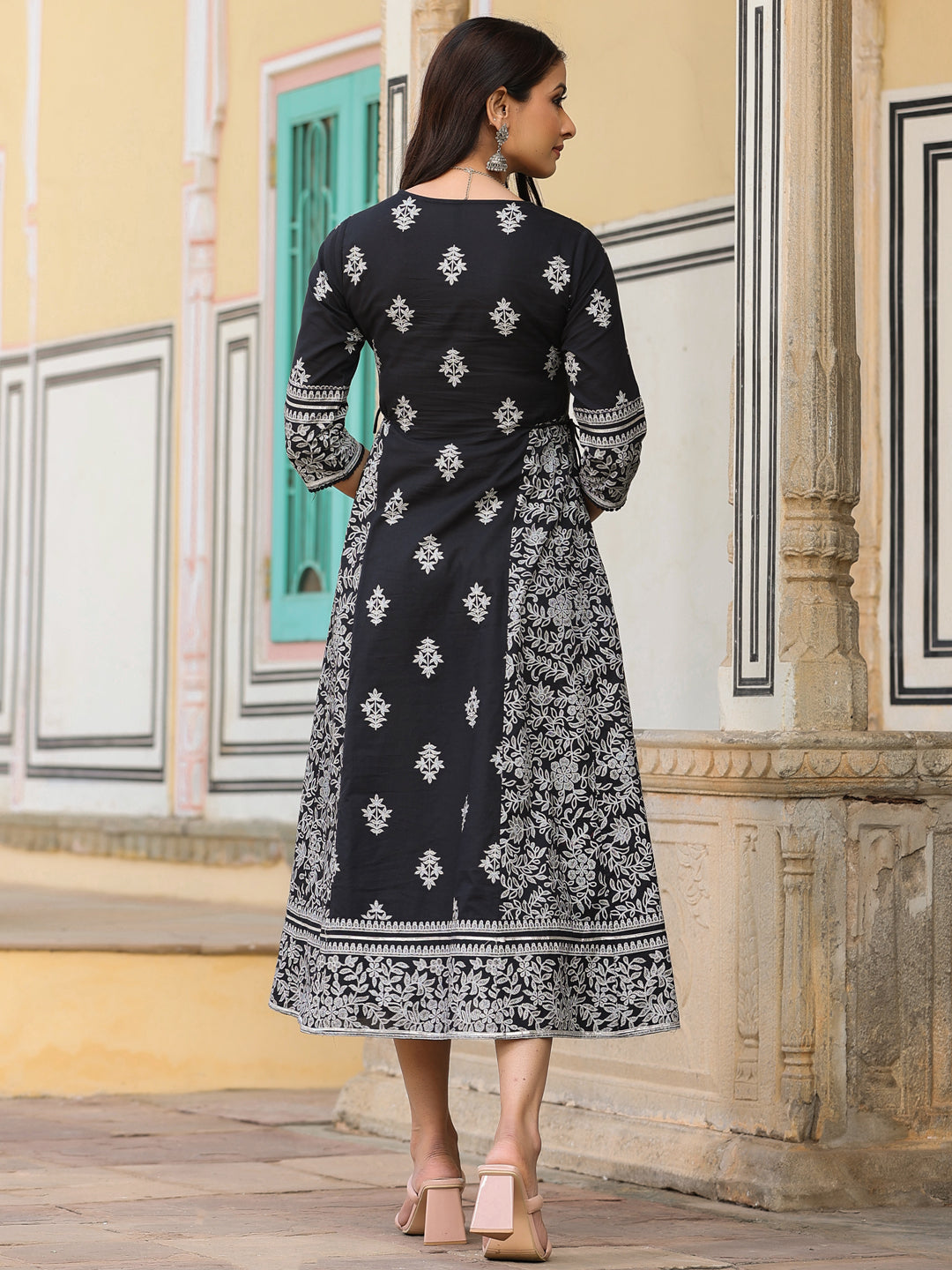 Juniper Black & White Ethnic Motif Printed Pure Cotton Flared Maxi Dress With Beads & Sequins