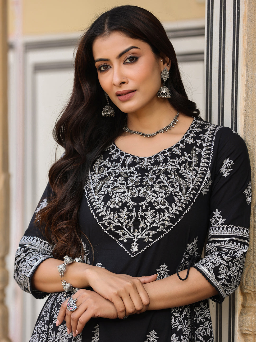 Juniper Black & White Ethnic Motif Printed Pure Cotton Flared Maxi Dress With Beads & Sequins