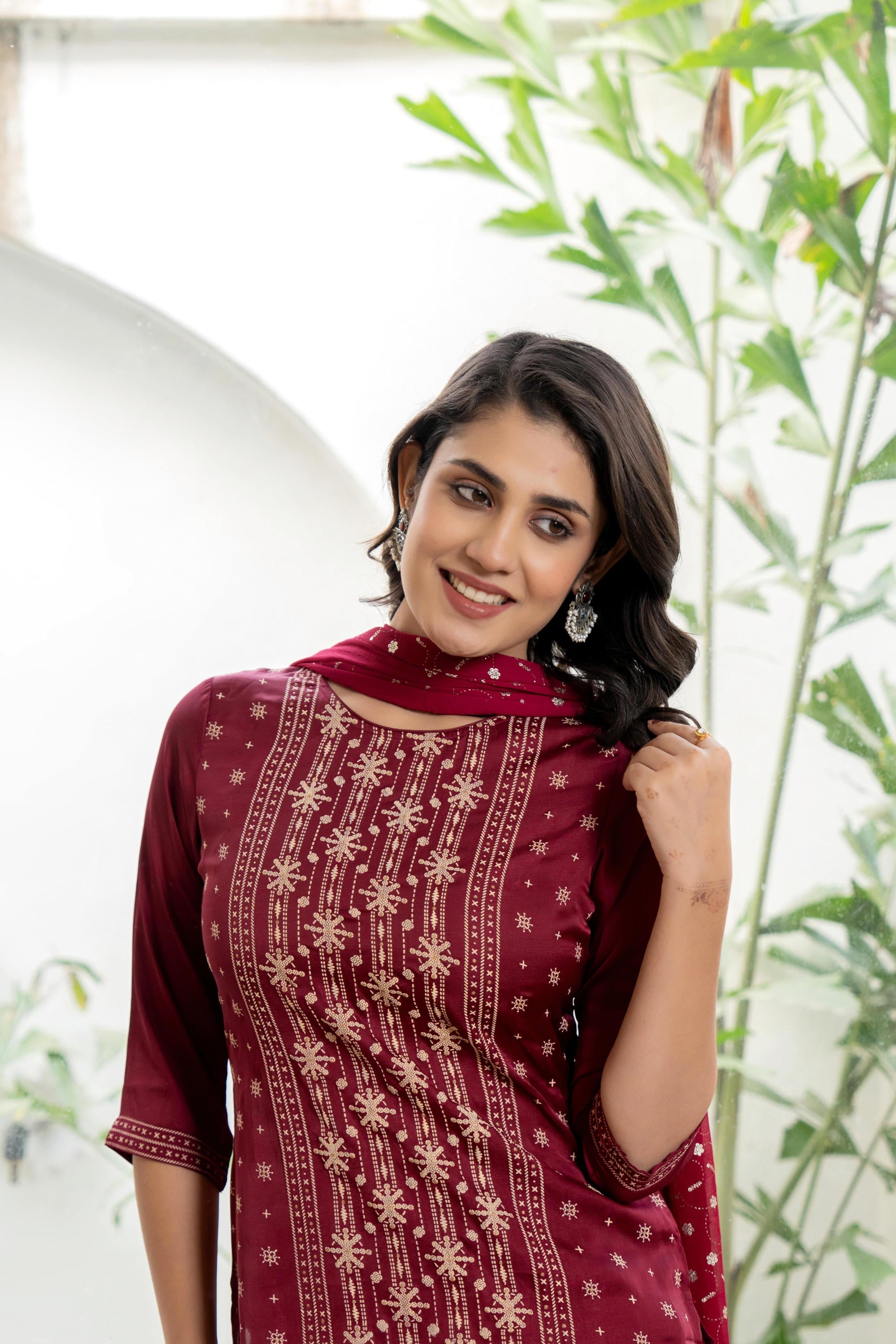 Juniper Women's Maroon Viscose Rayon Solid Sharara Set