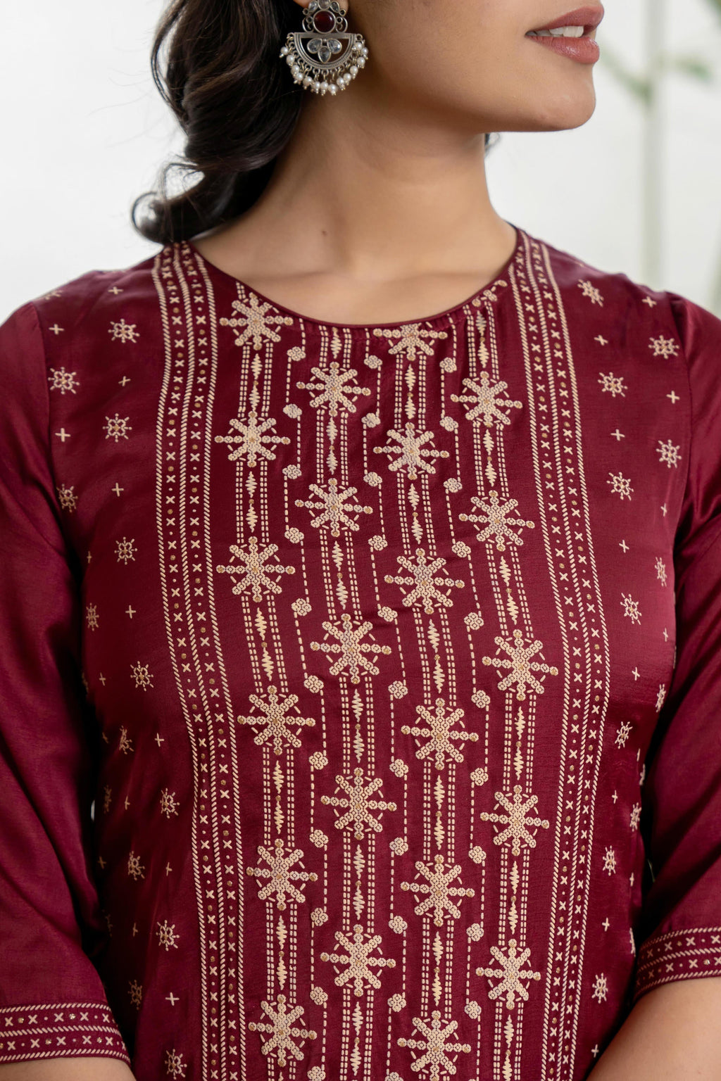 Juniper Women's Maroon Viscose Rayon Solid Sharara Set