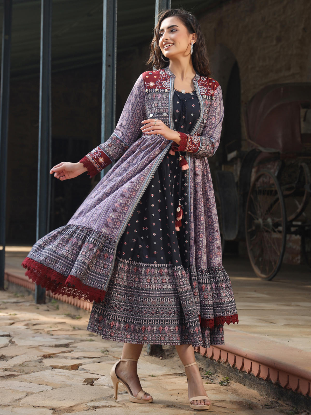 Juniper Women's Juniper Women's Lavender Cambric Printed With Embroidery Flared Dress