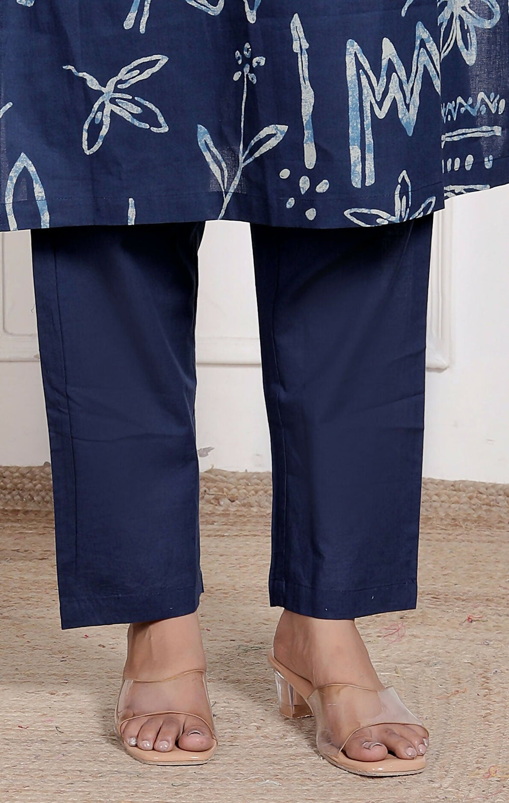 Miravan Womens Abstract Blue Printed Cotton Blue Co-Ord Set