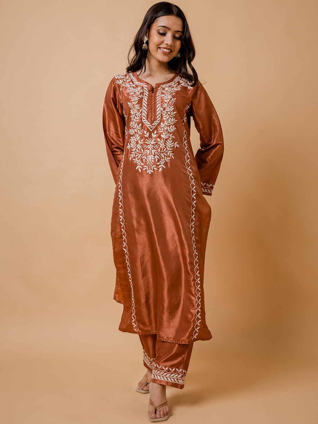 HOUSE OF KARI Floral Embroidered Silk Chikankari Kurta