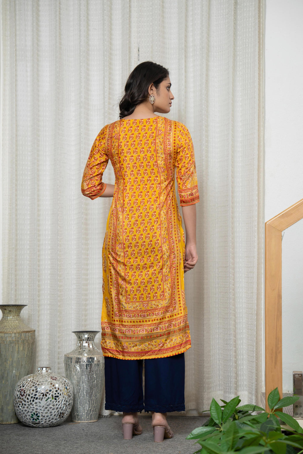 Juniper Women's Mustard Ethnic Motif Printed Shantoon Kurta With Doris & Tassels