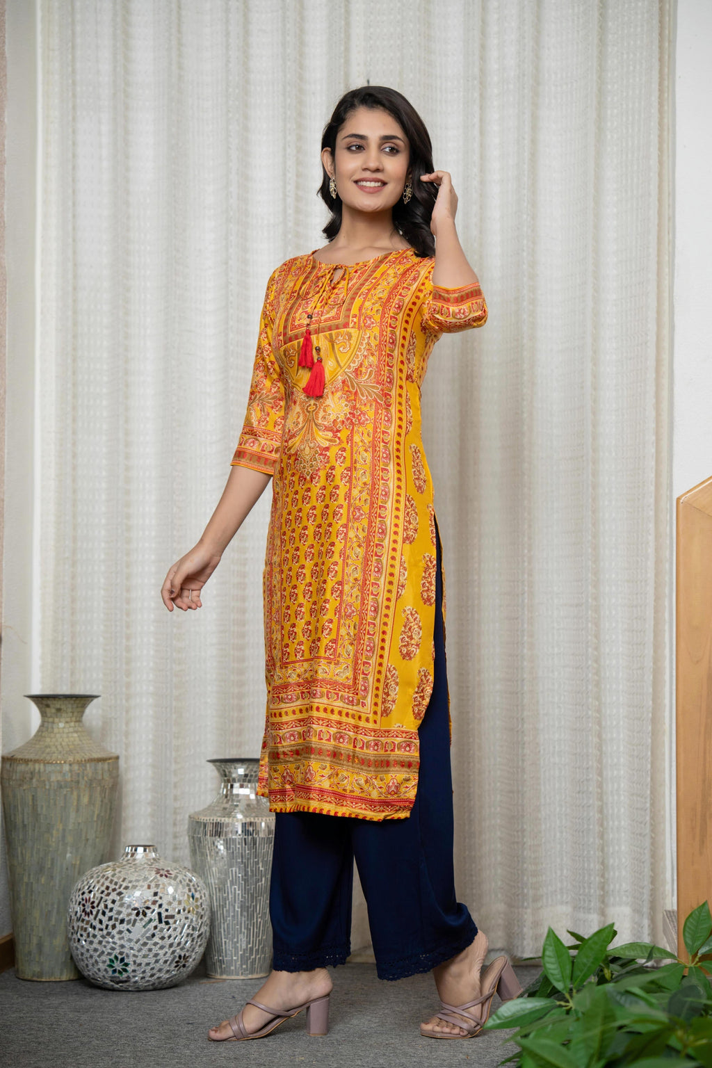 Juniper Women's Mustard Ethnic Motif Printed Shantoon Kurta With Doris & Tassels