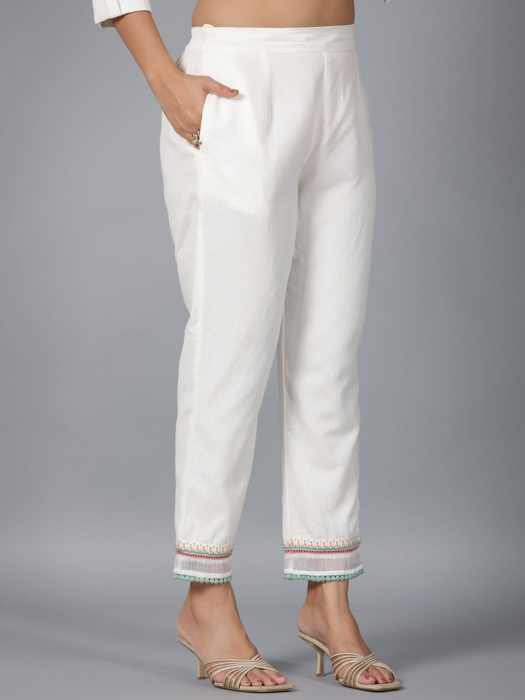 Juniper Women Off-White Seer Sucker Embroidered Clothing Set