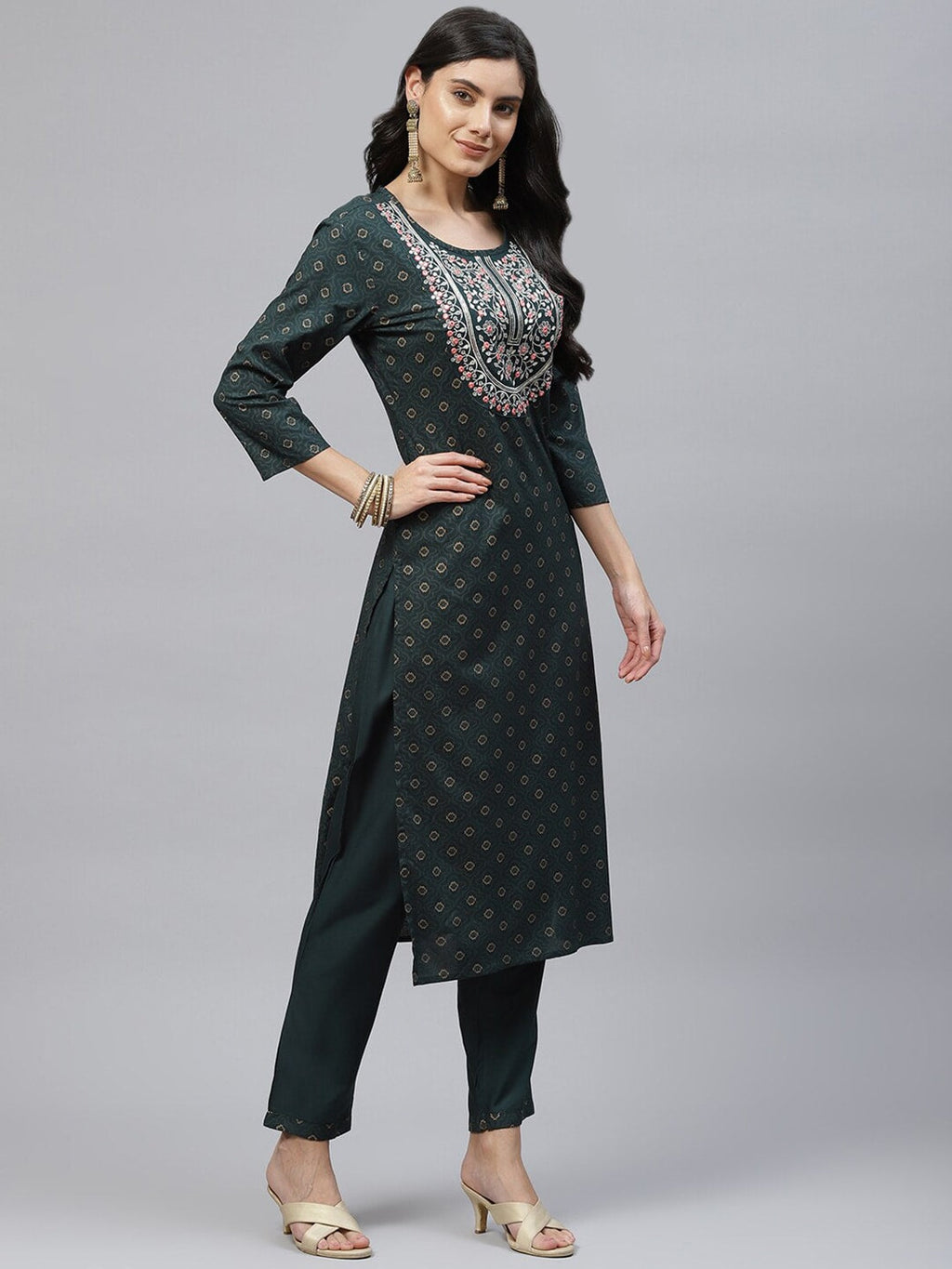 HERE&NOW Women Green Embroidered Straight Kurta with Trousers & With Dupatta
