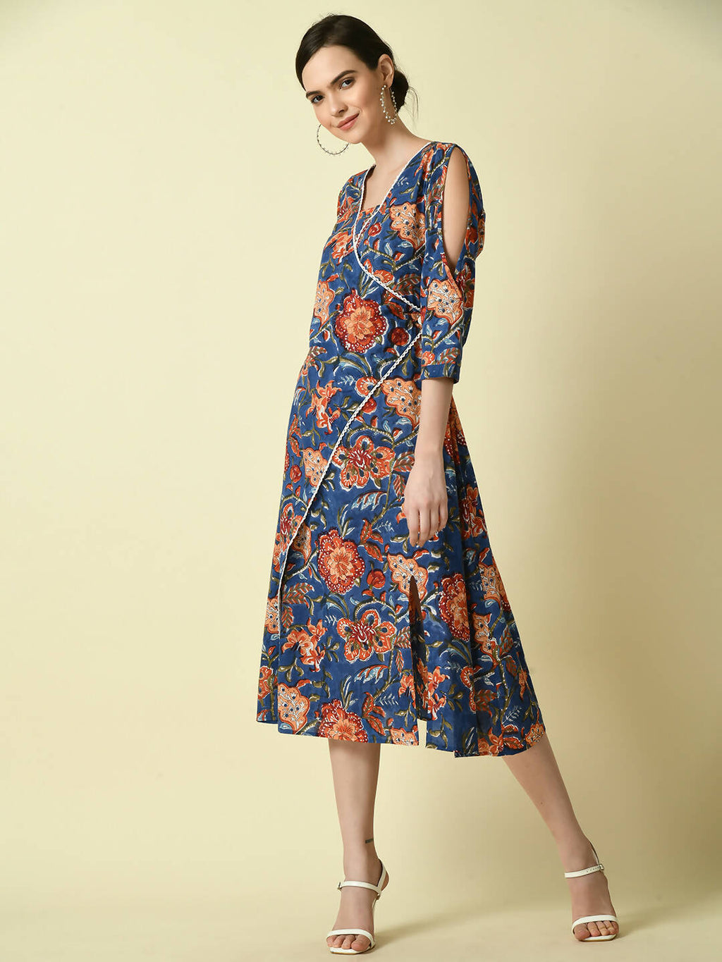 Myshka Women's Blue Floral Printed A-Line Dress