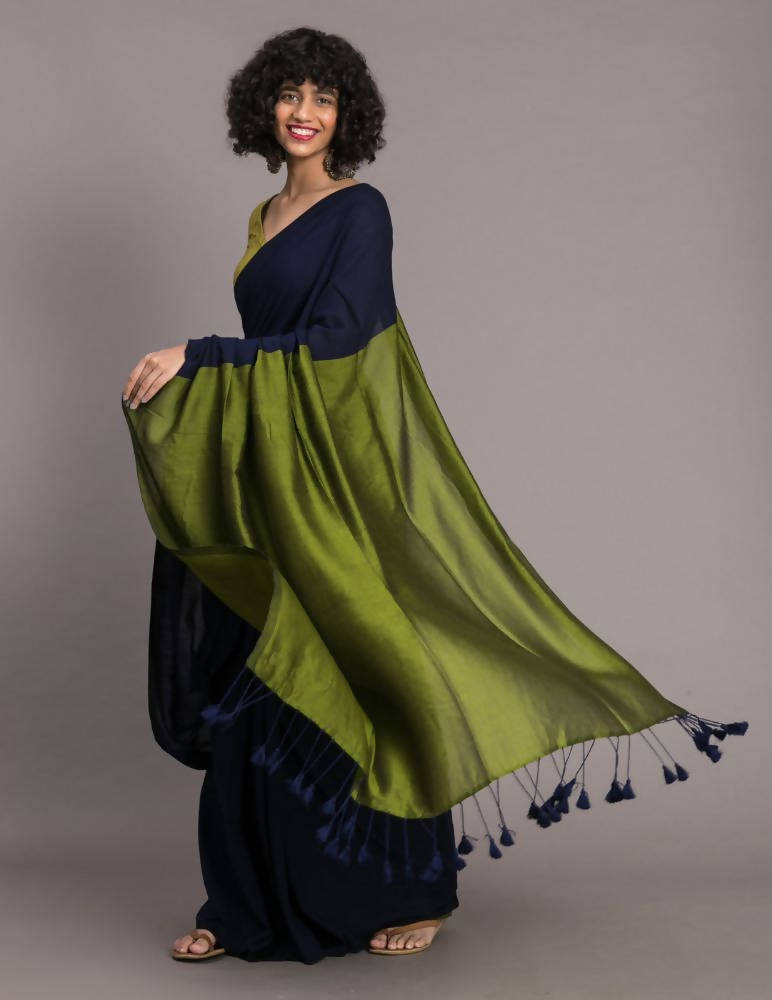 Suta Blue Green Colourblocked Cotton Blend Saree