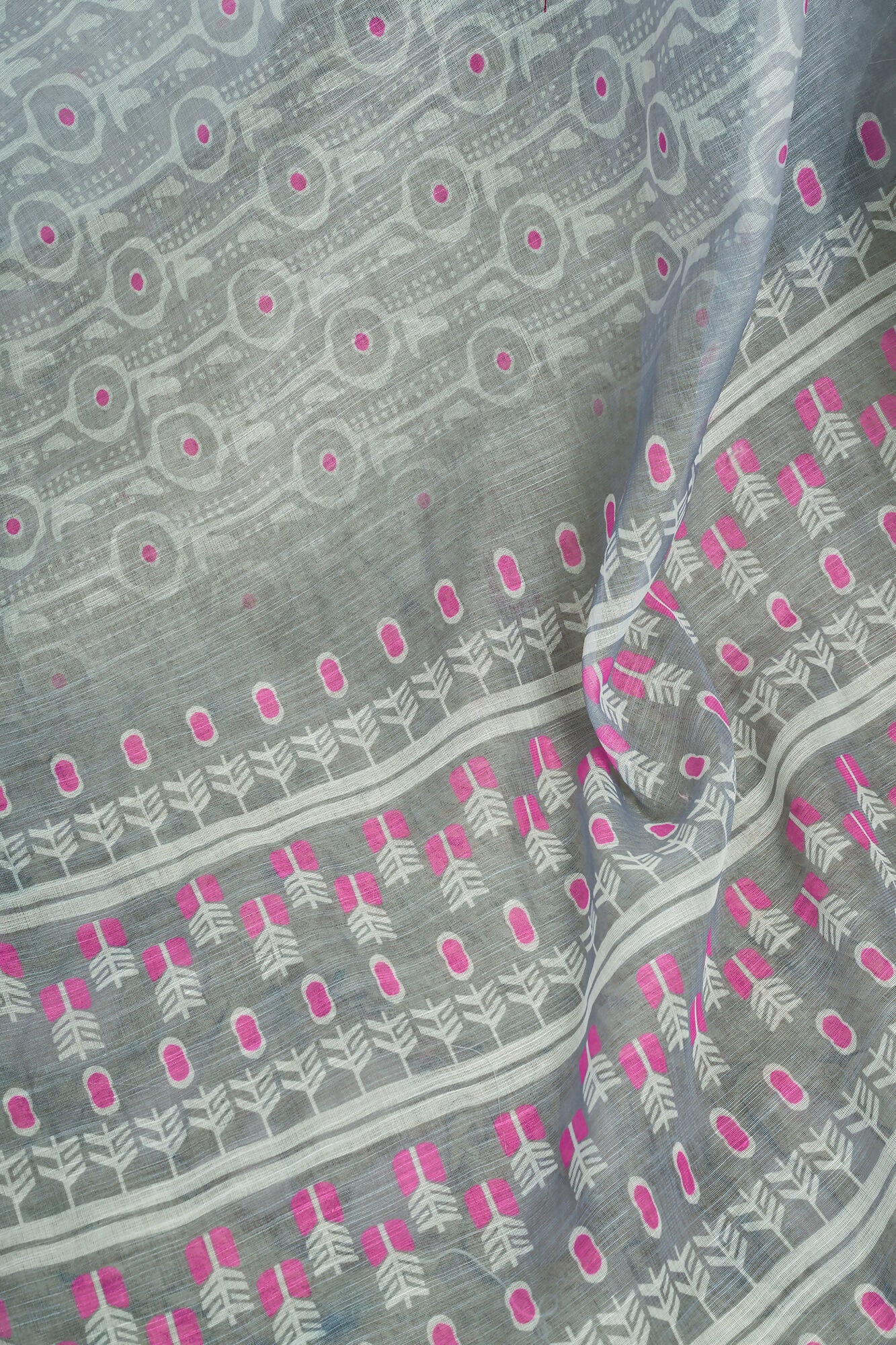 Vastranavya Grey Digital Printed Linen Ready To Wear Designer Saree with Unstitched Blouse