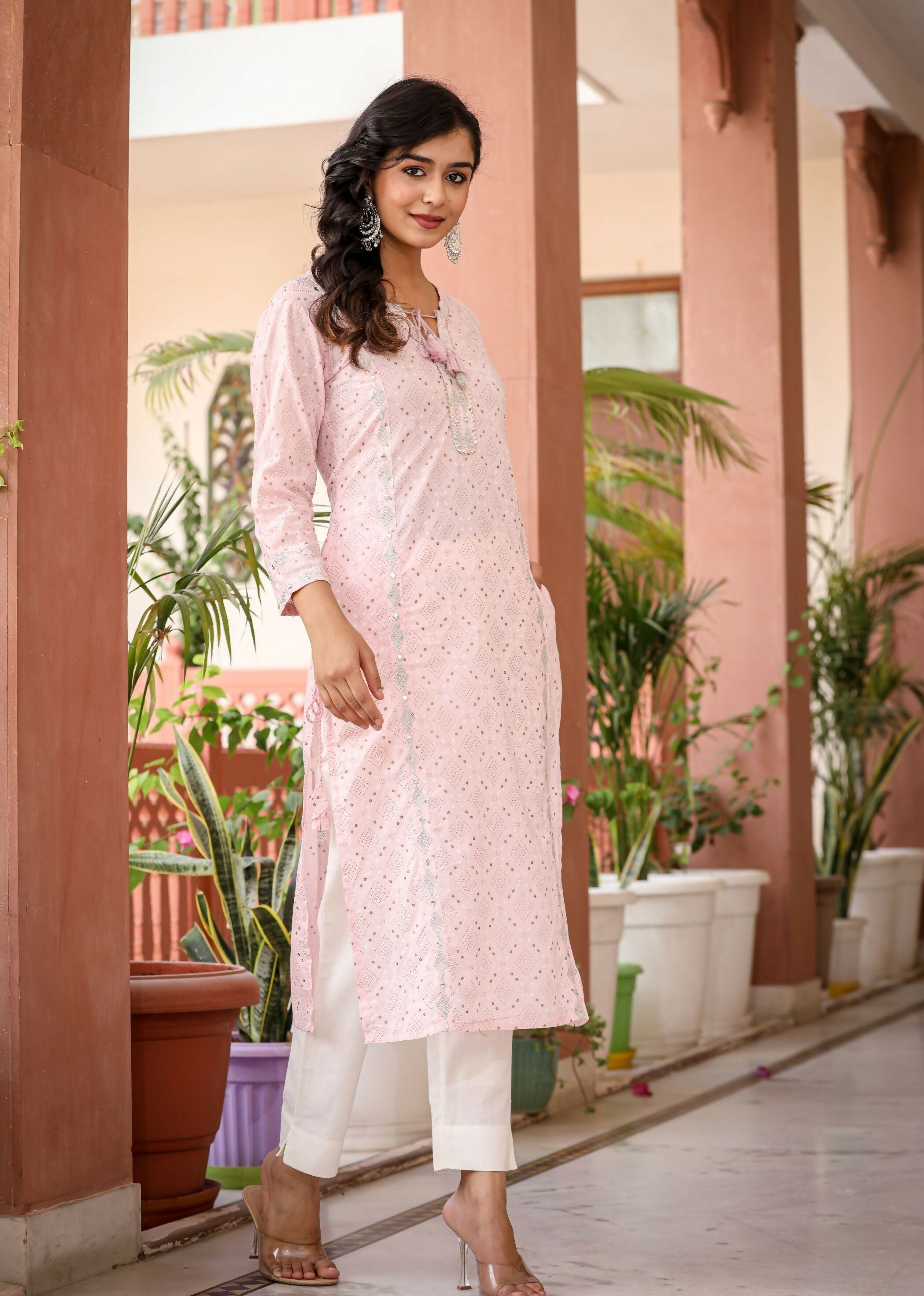 Kaajh Women's Pastel Pink Printed Kurta Pant Set