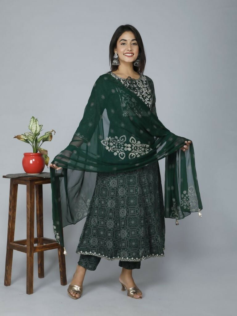Alvano Women's Attractive And Stylish Rayon Anarkali Kurta With Pant And Dupatta