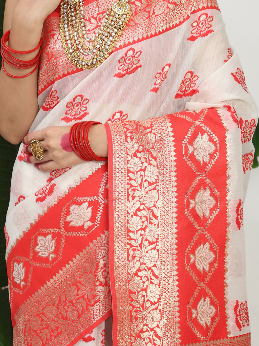 Shree Shyam Fashion Linen Cotton Red & White Saree