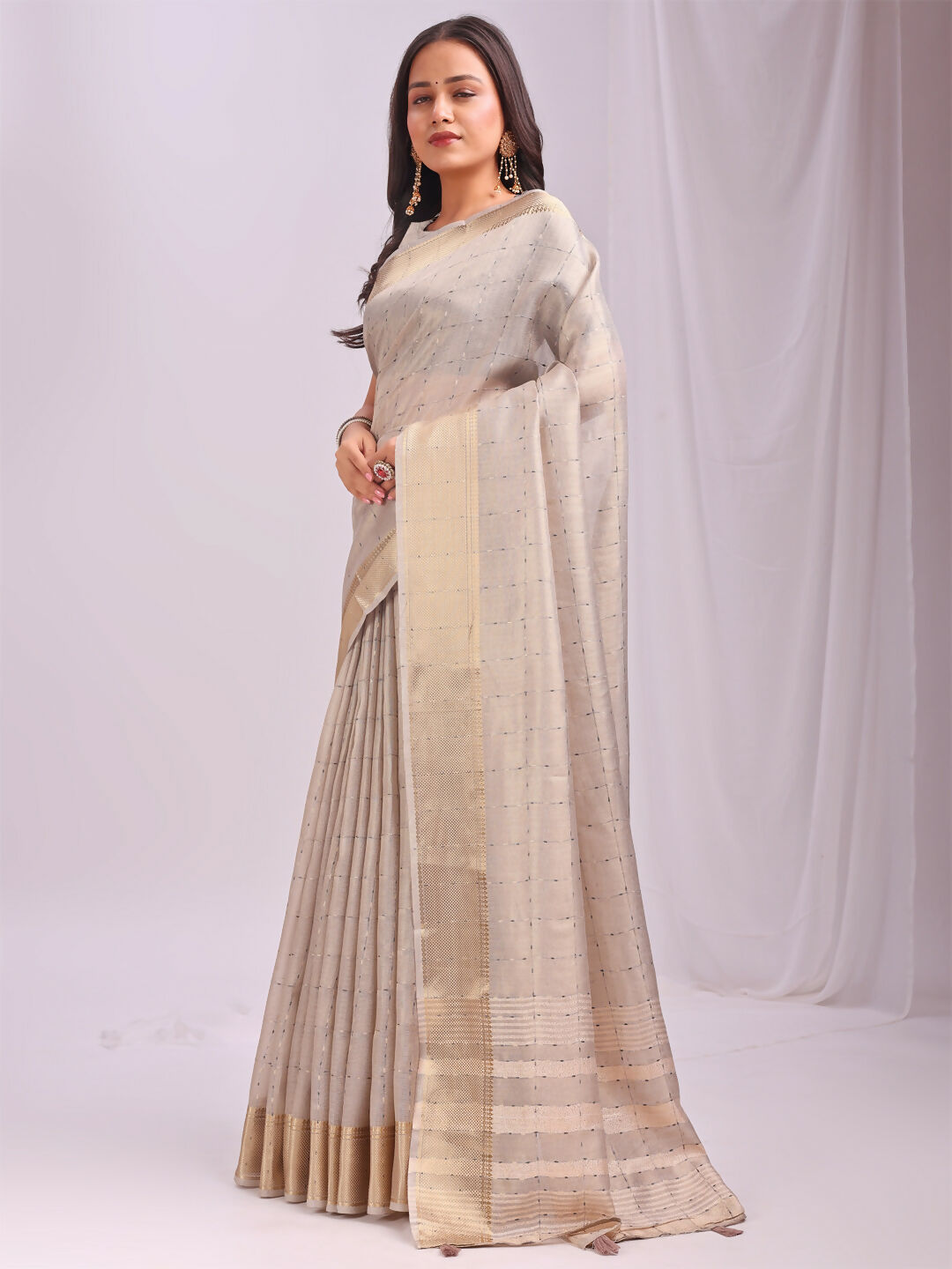 Shree Shyam Fashion Organza Cream Saree