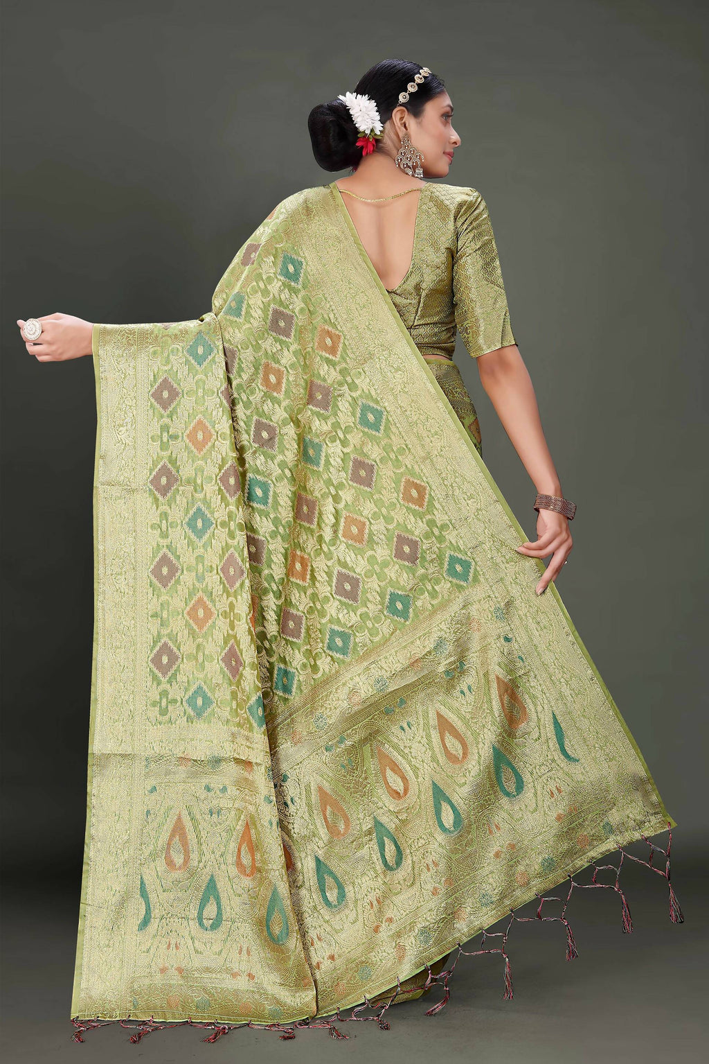 Green Soft Organza Woven Design Saree With Unstitched Blouse Piece - Zaara