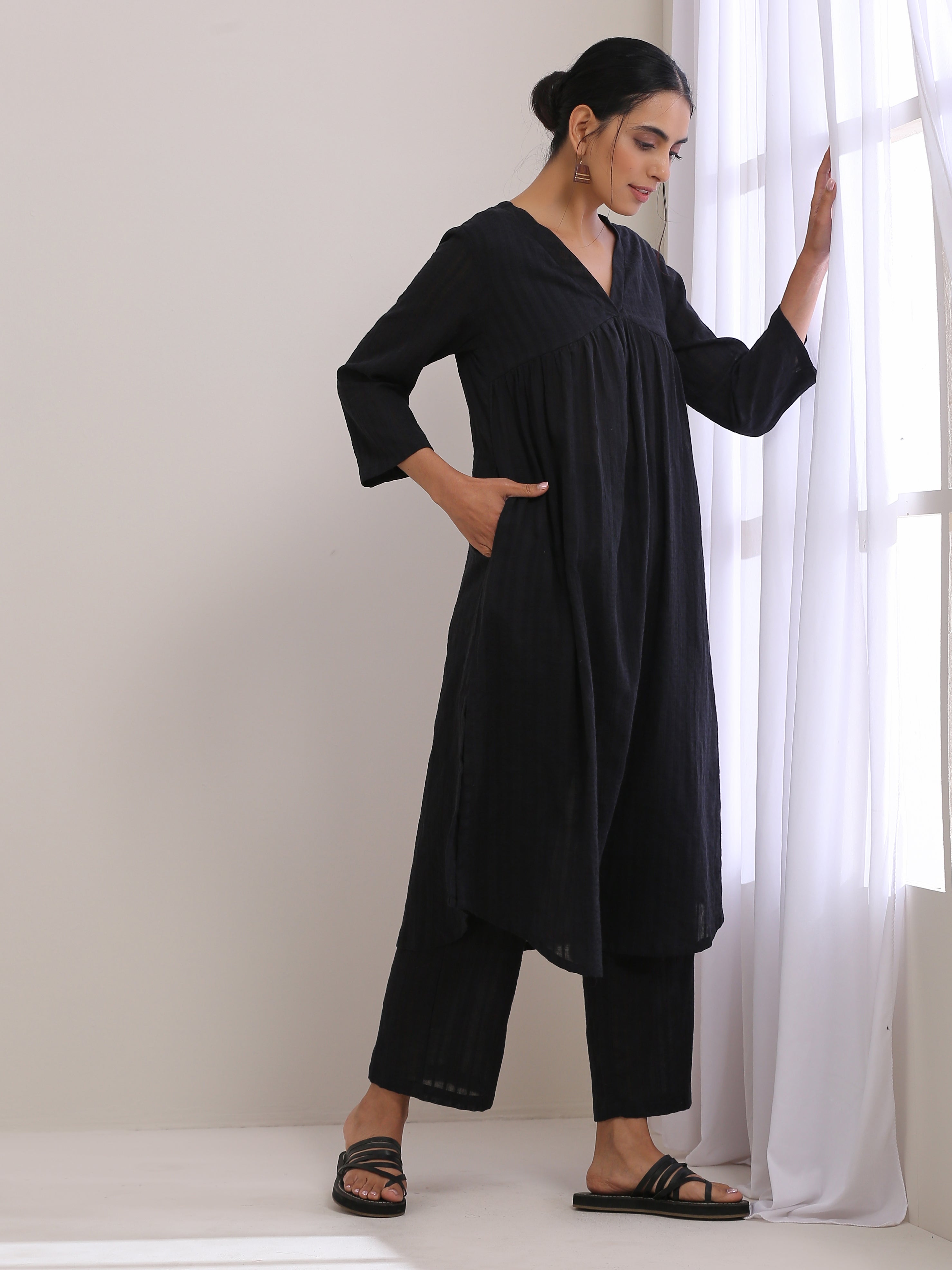 trueBrowns Black Dobby Flared Slit Kurta Pant Set