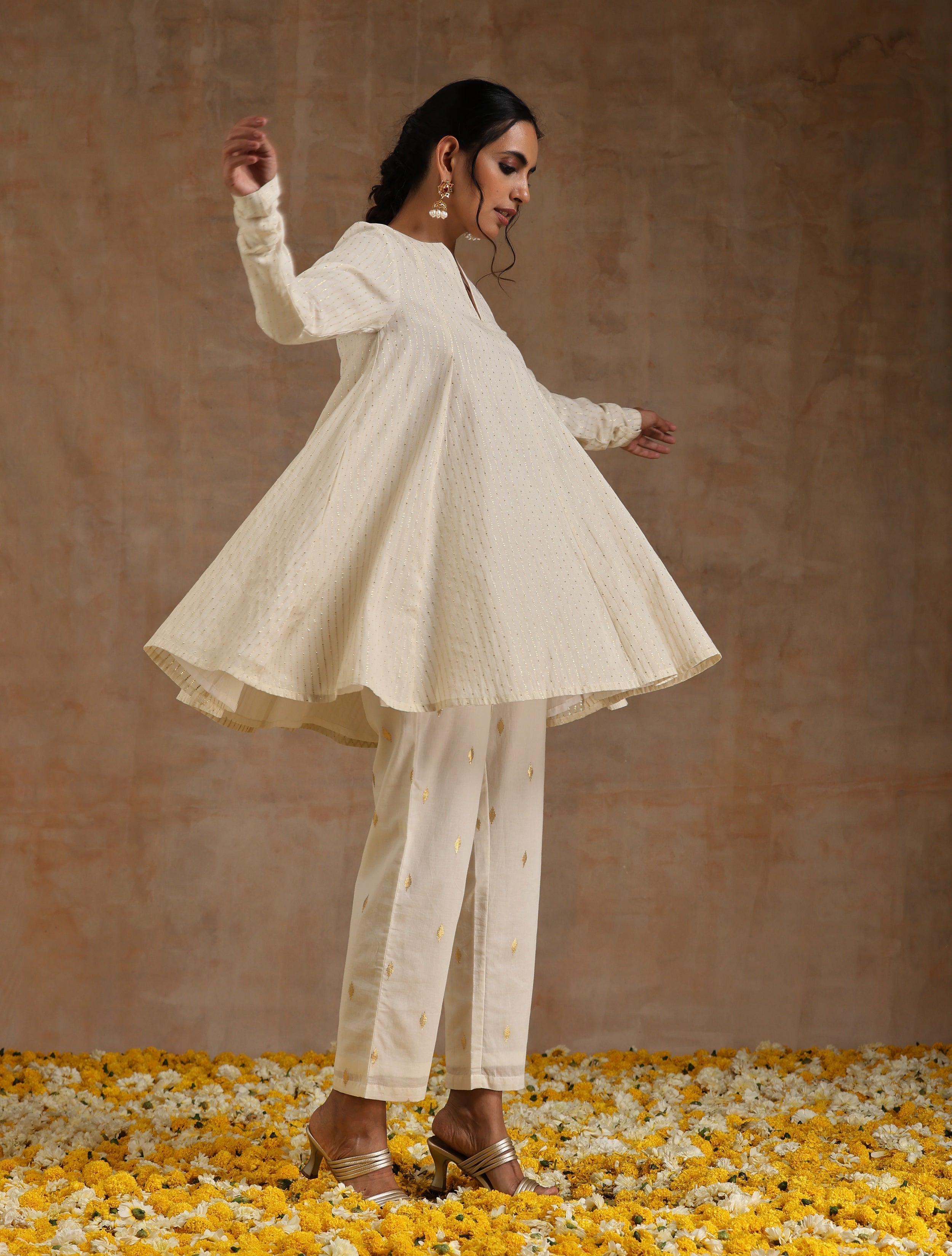 trueBrowns Ivory Gold Cotton Flared Co-Ord Set