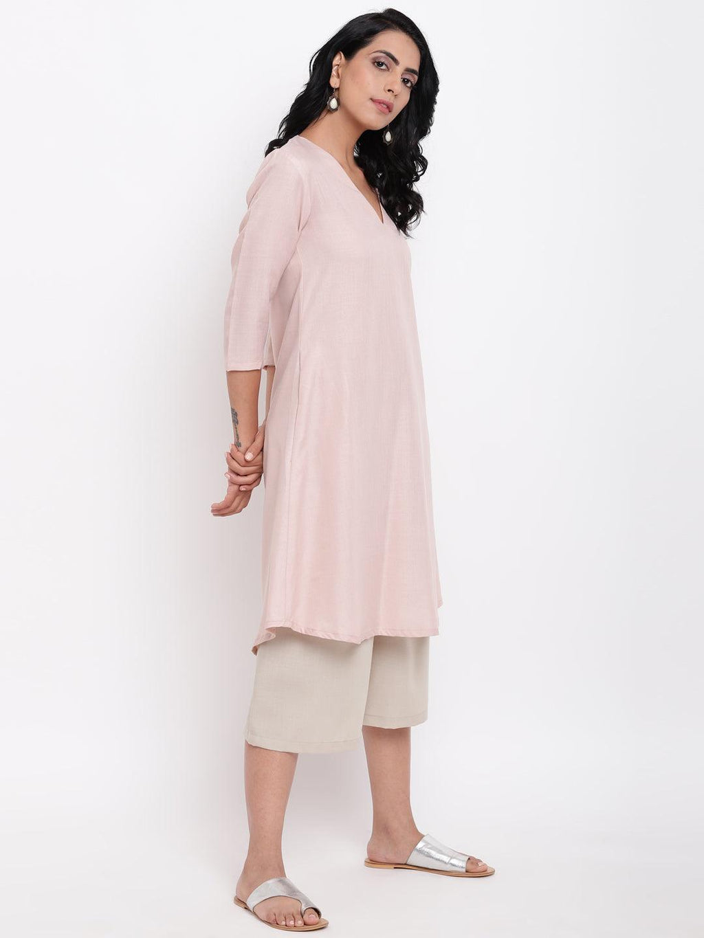 trueBrowns Linen Cotton Rose Kurta Pant Set