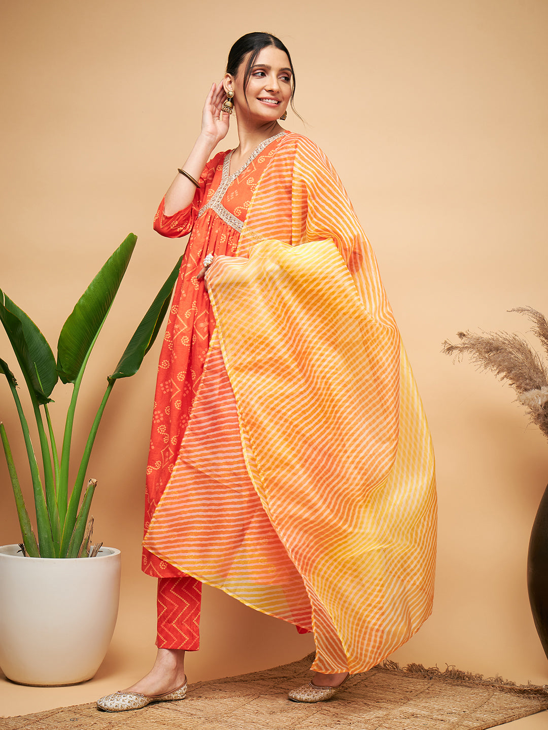 InWeave Women's Orange S Print Alia Cut Gota Work Kurta Set W Mustard Le Du