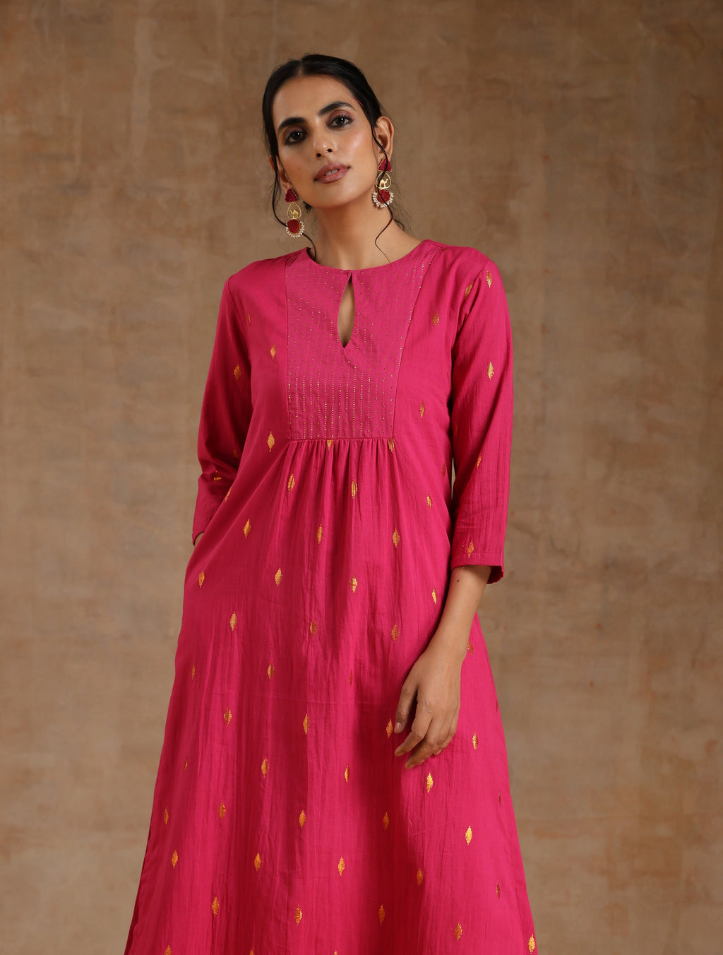 trueBrowns Pink Gold Cotton Yoke Kurta Set