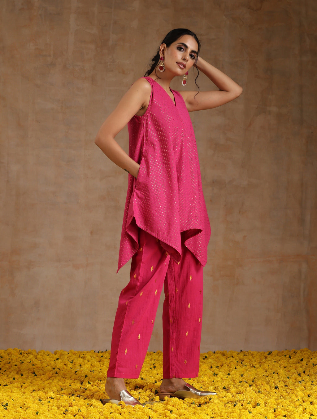 trueBrowns Pink Gold Cotton Handkerchief Co-Ord Set
