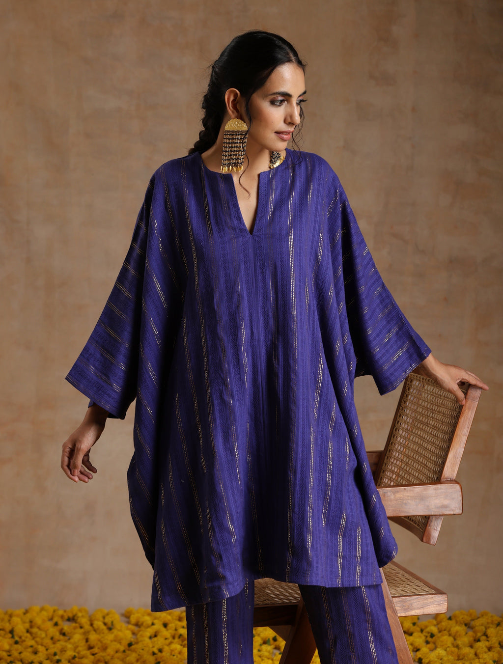 trueBrowns Spectrum Blue Gold Cotton Oversized Round Co-Ord Set