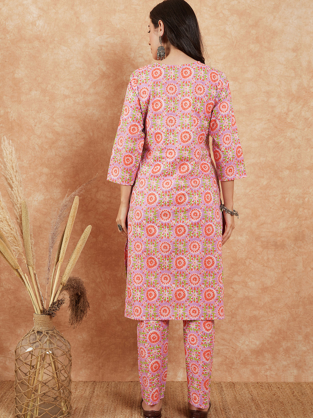 InWeave Women's Mauve Floral Jaal Gota Work Straight Kurta Pant Set