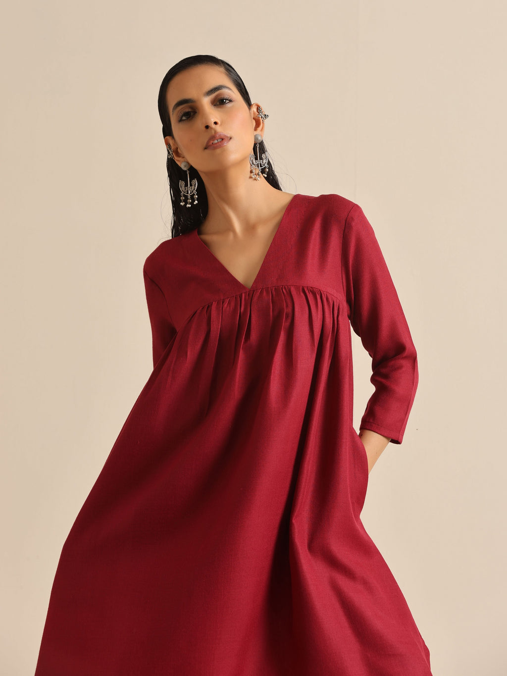 trueBrowns Maroon Slub Gathered Kurta Pant Set