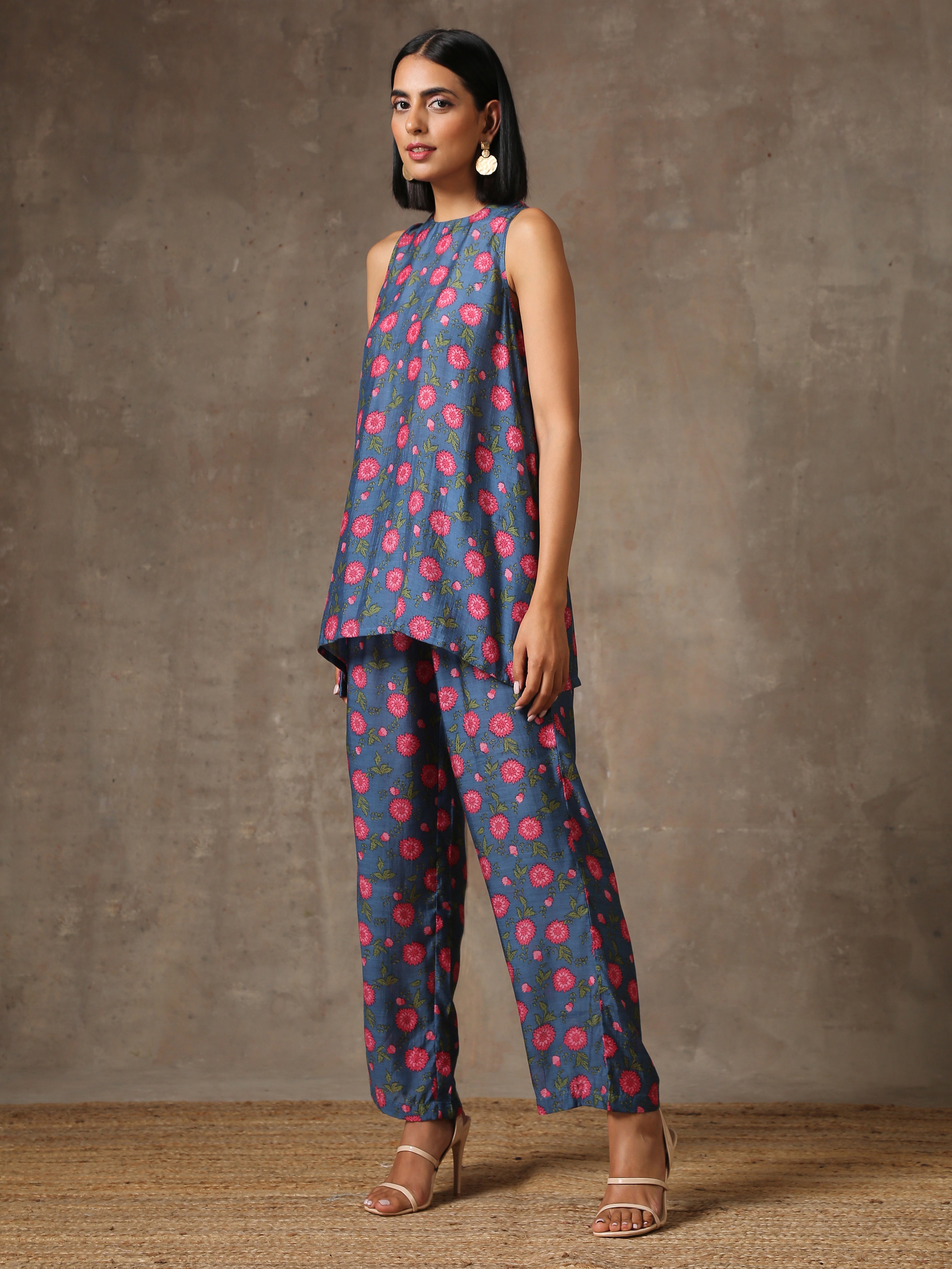 trueBrowns Blue Pink Printed Silk Co-Ord Set