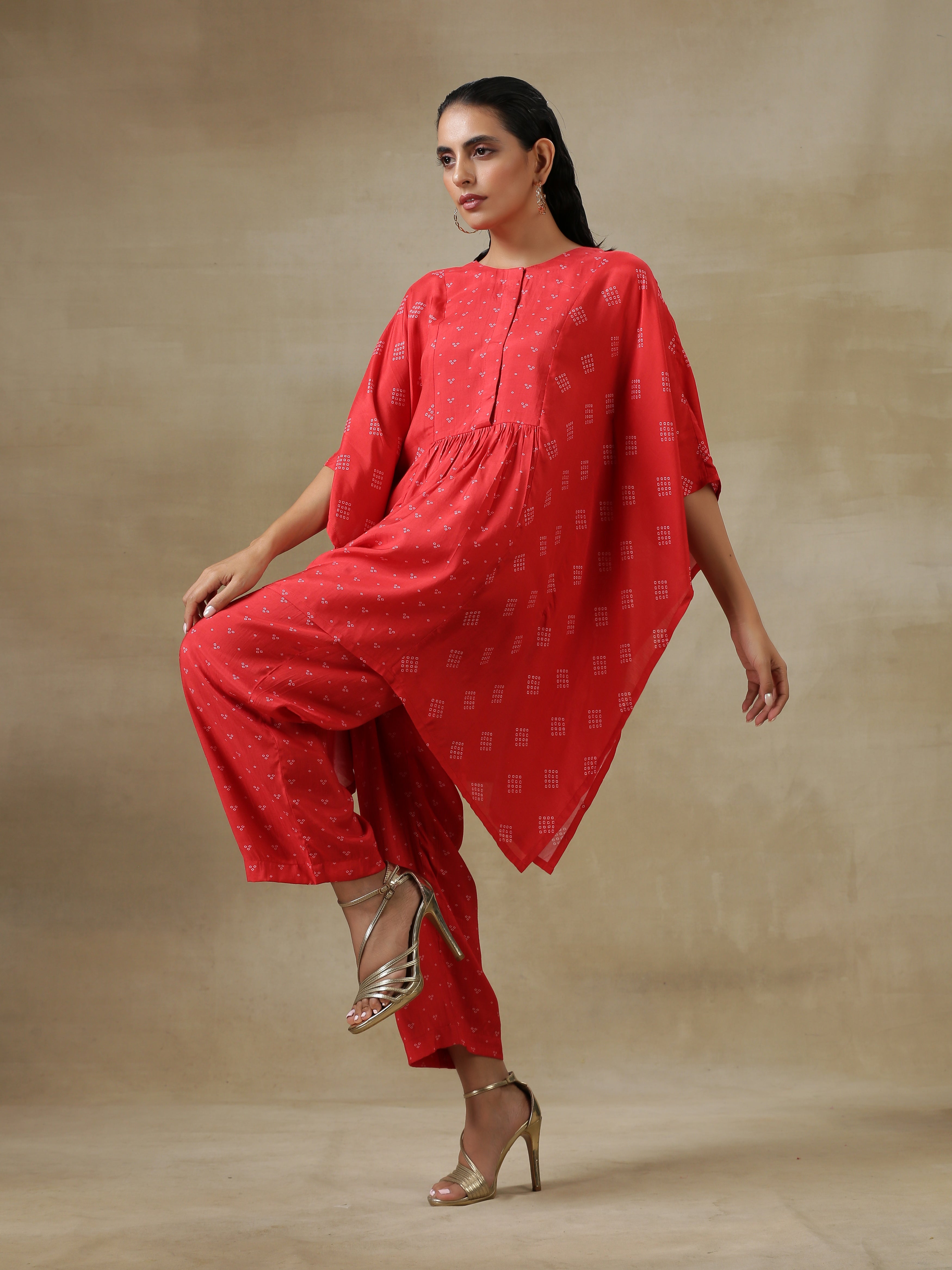 trueBrowns Red Bandhani Printed Silk Kaftan Gathered Co-Ord Set