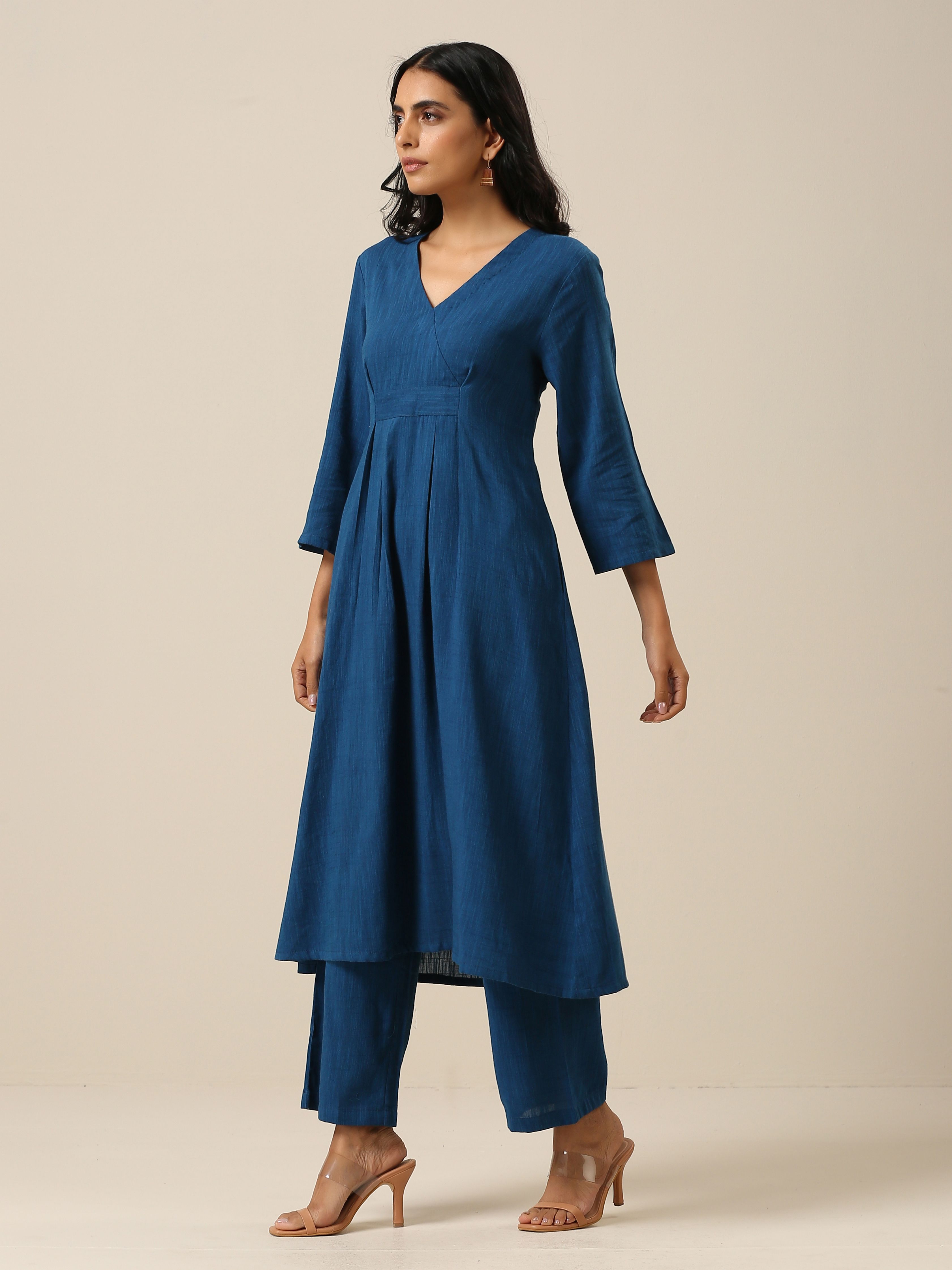 trueBrowns Classic Blue Slub Texture Overlap Pleat Kurta Pant Set