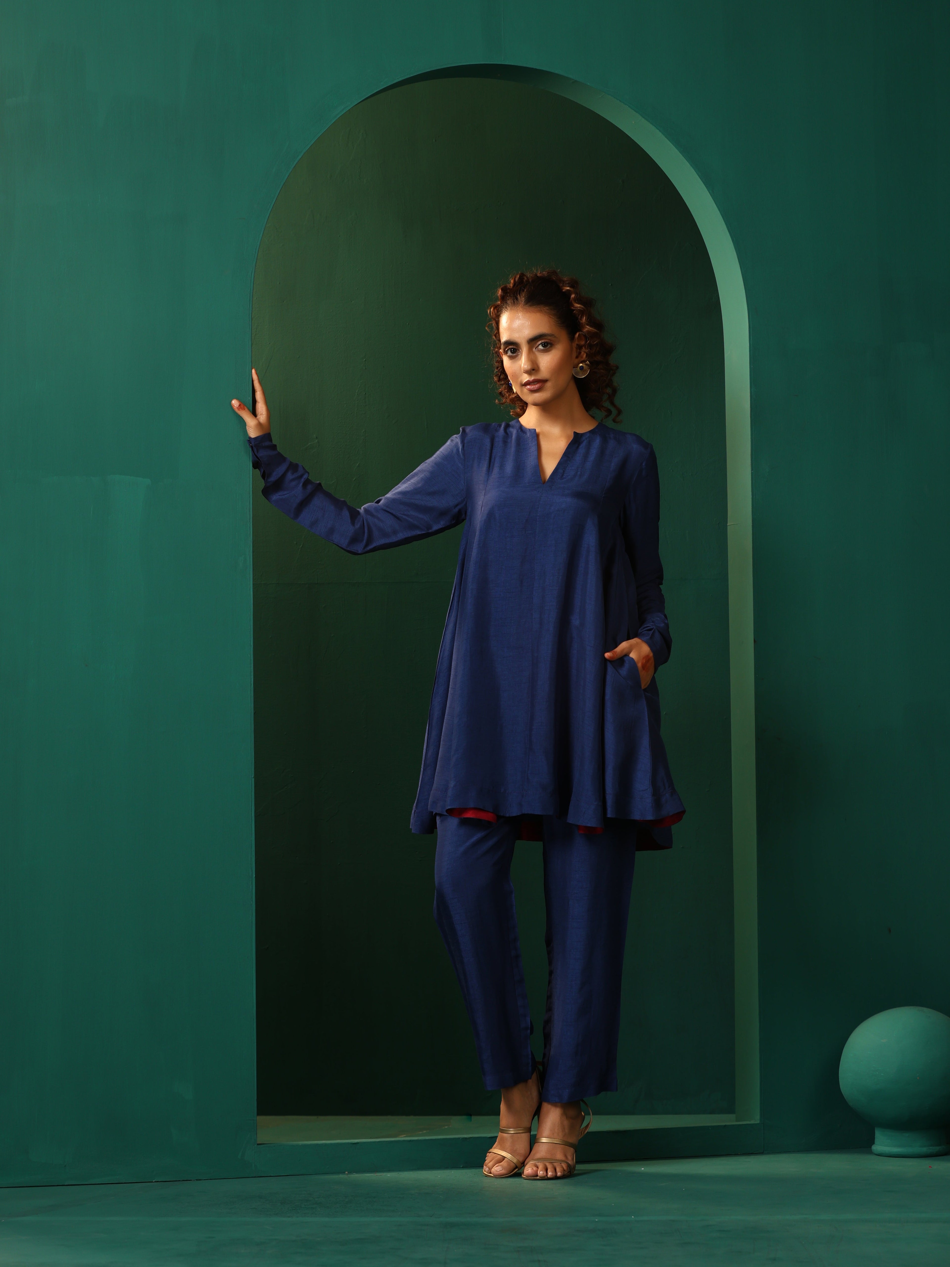 trueBrowns Blue Silk Flared Co-ord Set