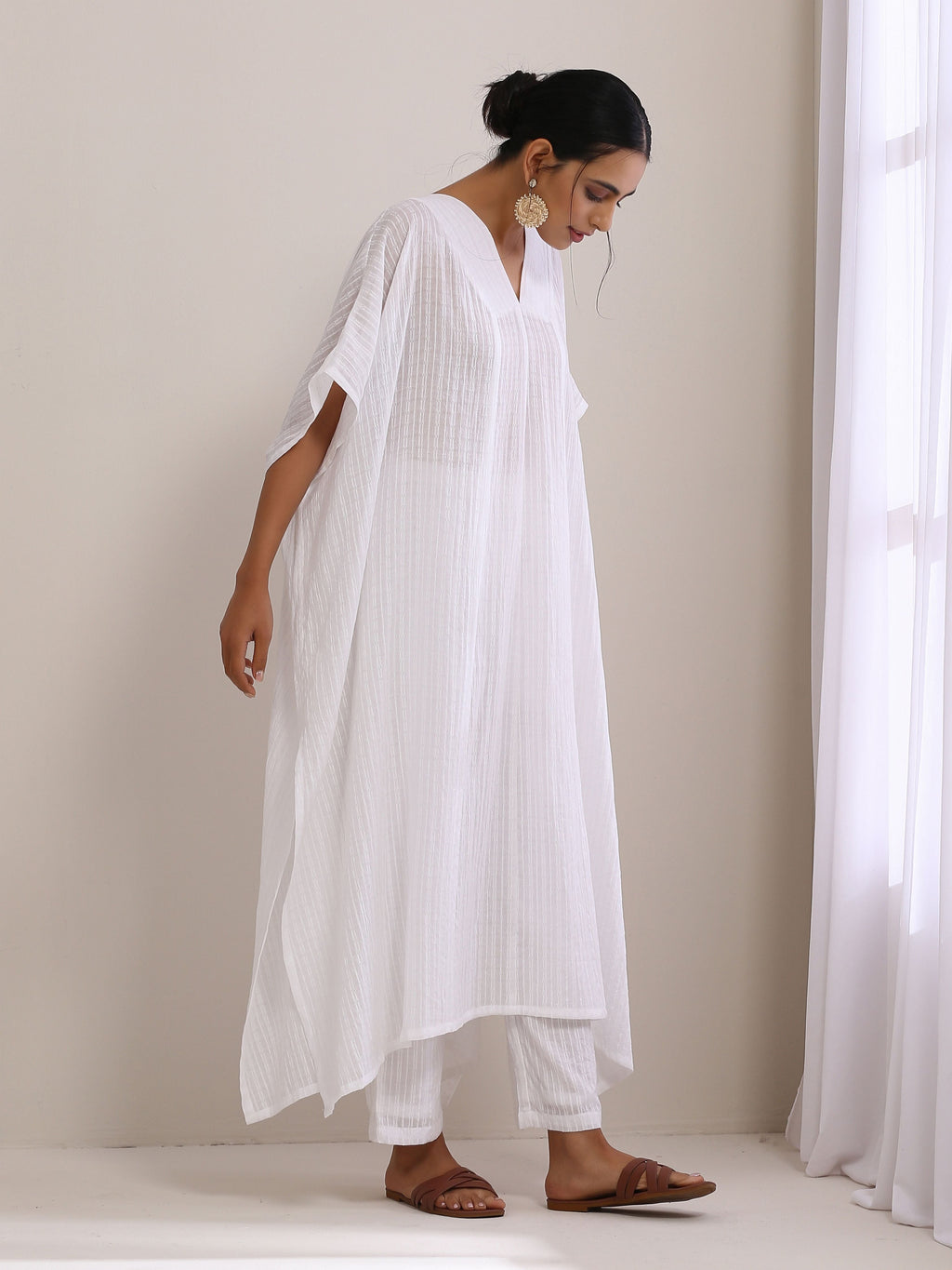 trueBrowns White Dobby Panel Kaftan Kurta Pant Set