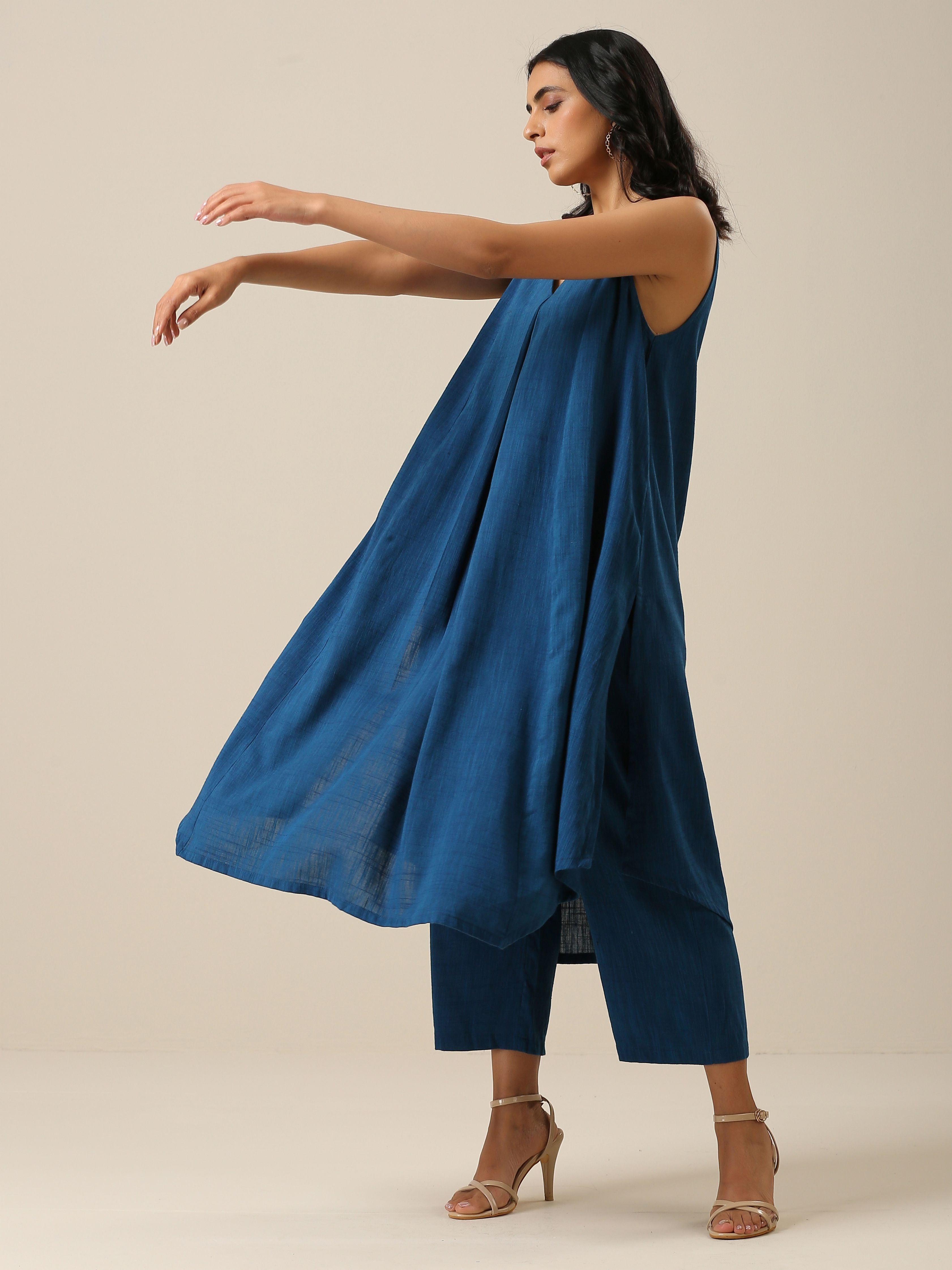 trueBrowns Classic Blue Slub Texture Sleeveless Flared Kurta Pant Set