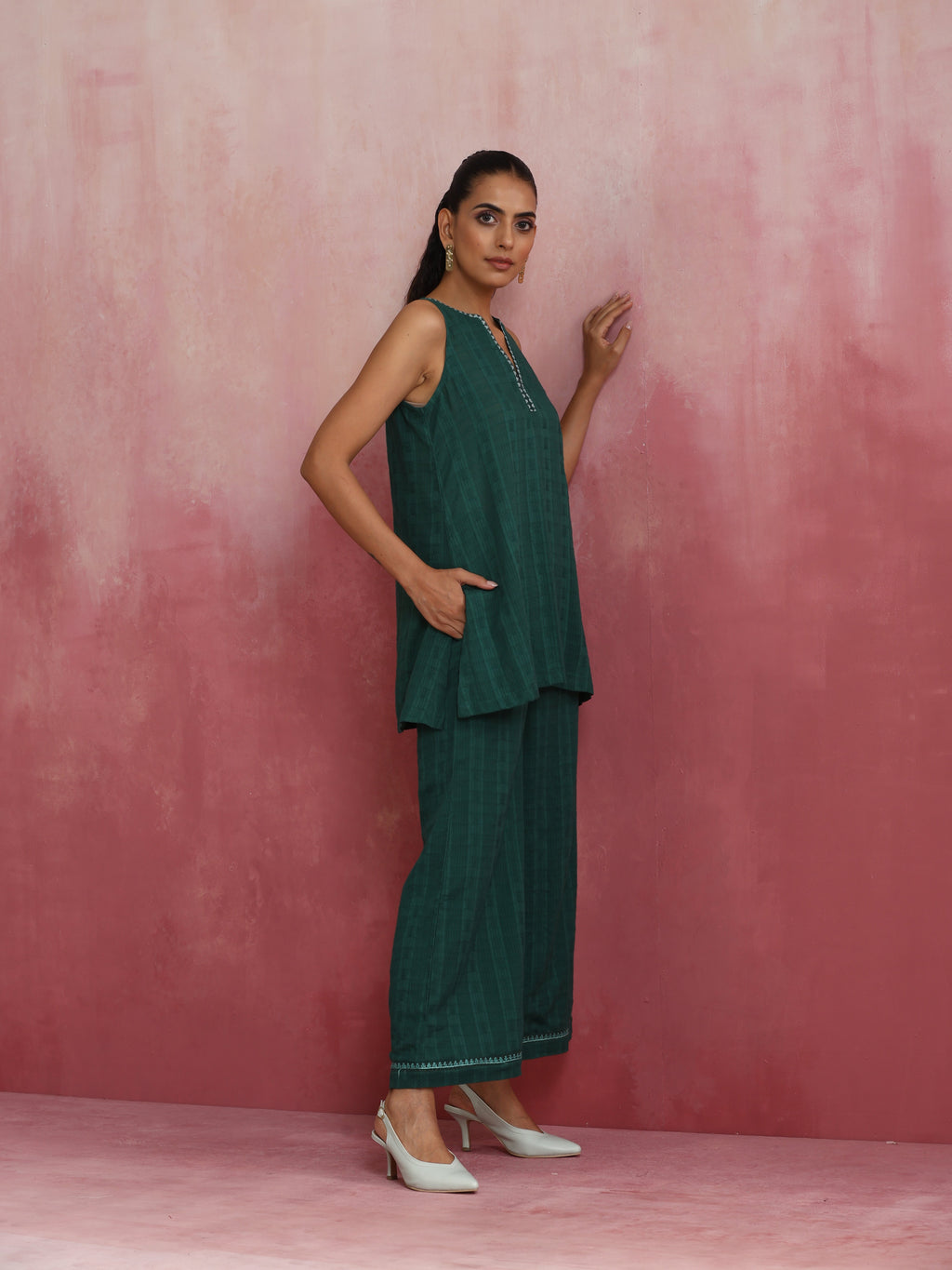 trueBrowns Dark Green Cotton Dobby Kurta Co-ord set