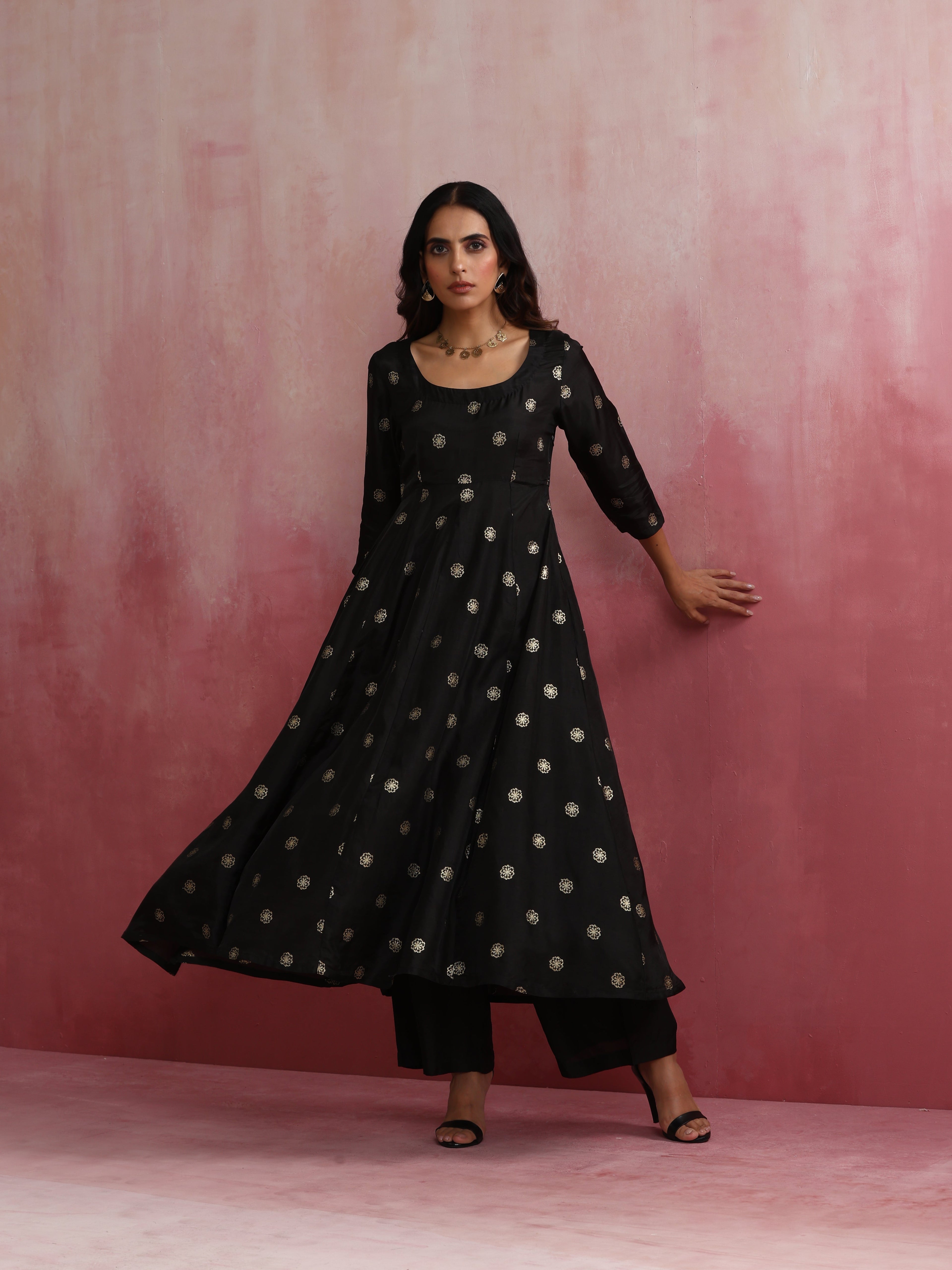trueBrowns Black Viscose Silk Kurta Set