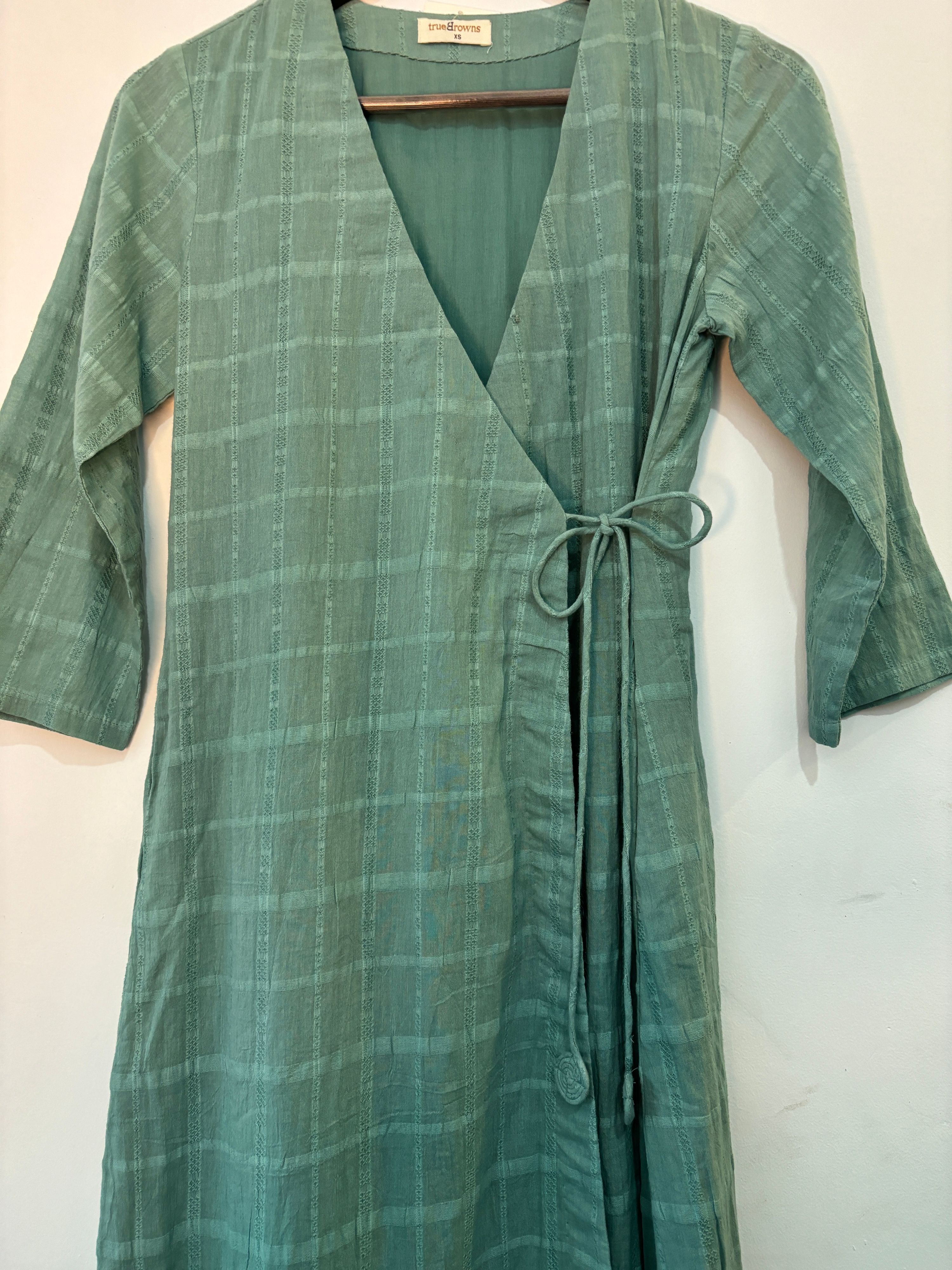 trueBrowns Blue Square Dobby Kurta Set