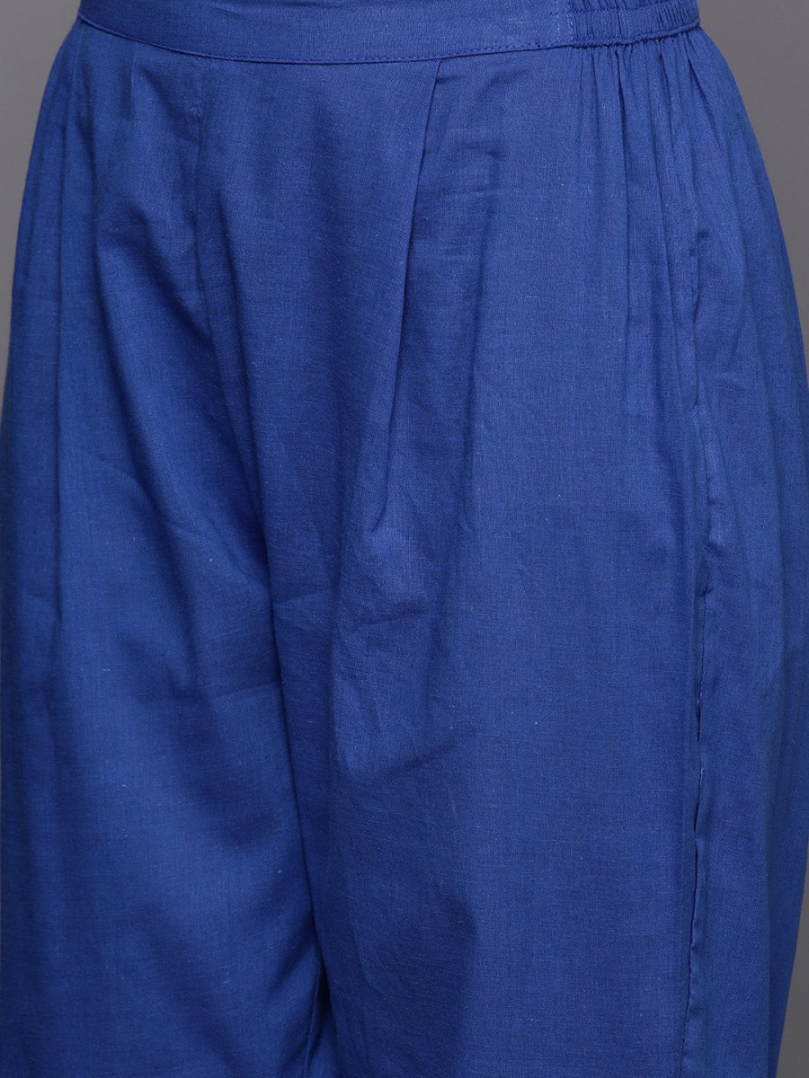 Ahalyaa Women Blue Floral Printed Pure Cotton Kurta with Trousers
