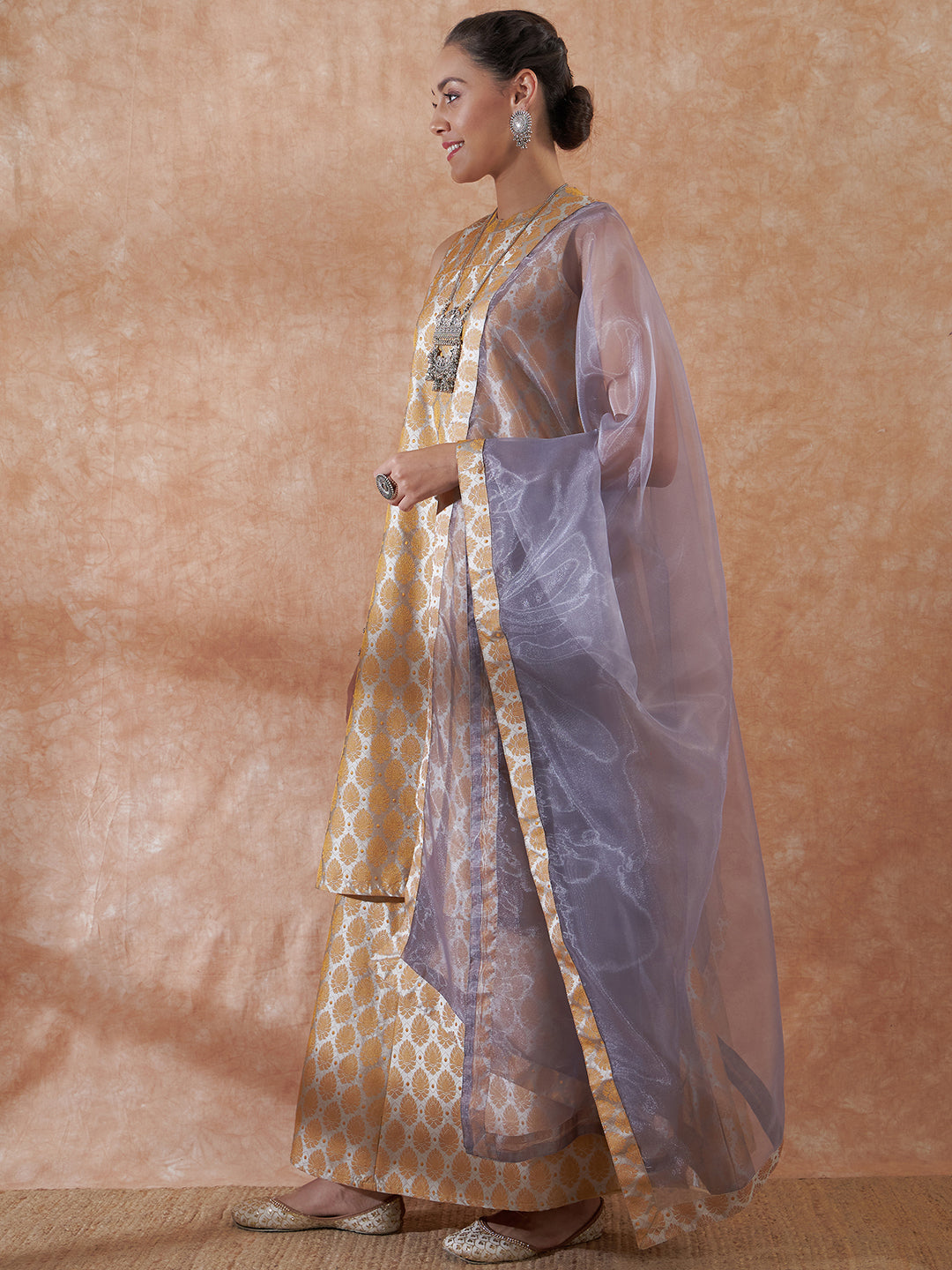 InWeave Women's Light Grey Jacquard Halter Kurta Set W Grey Or Dupatta