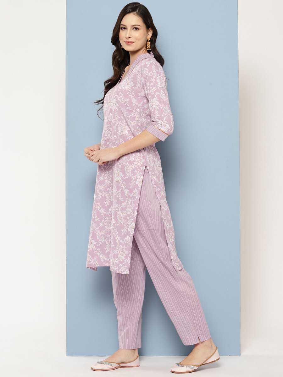 Ahalyaa Women Floral Printed Gotta Patti Pure Cotton Kurta with Trousers & With Dupatta