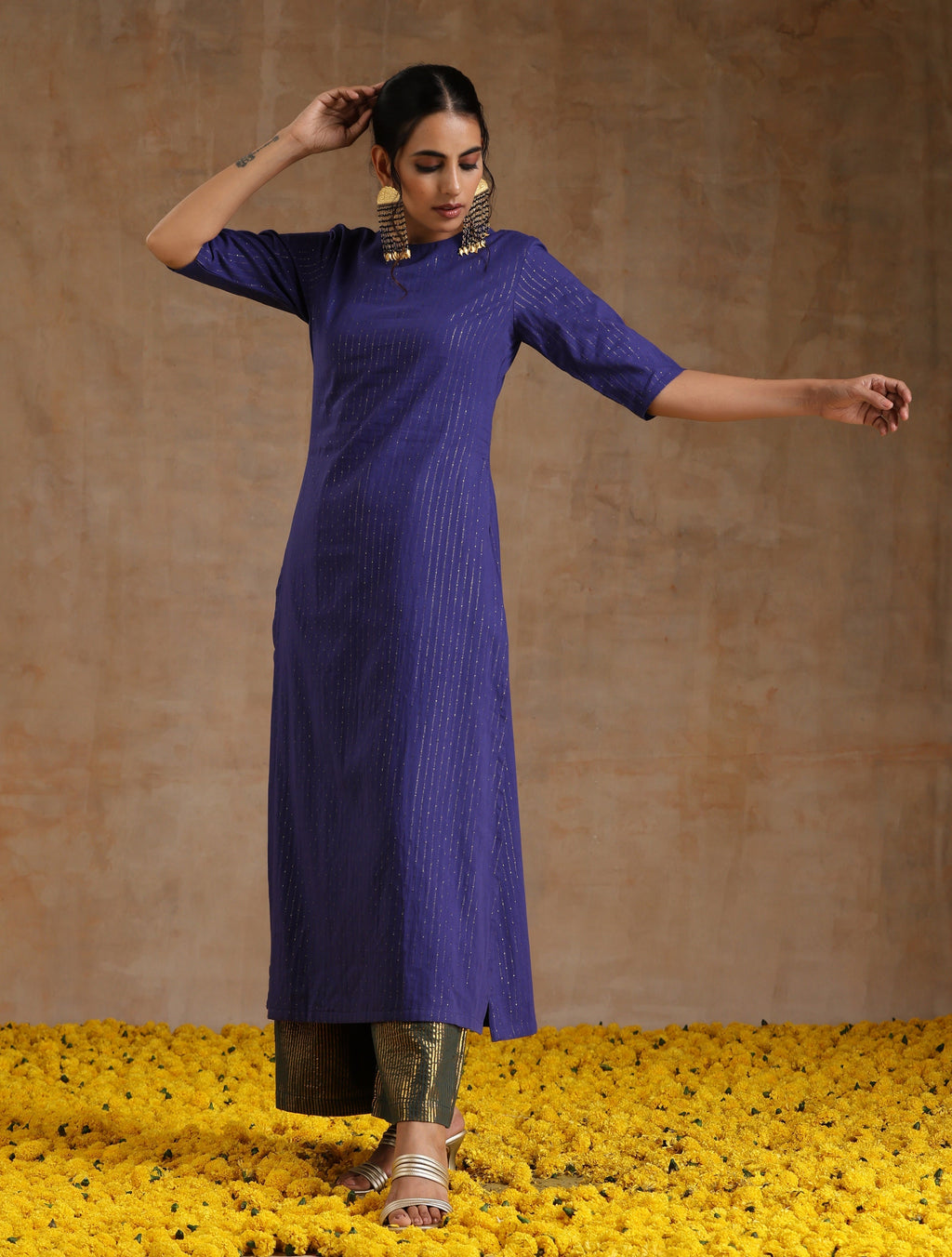 trueBrowns Spectrum Blue Gold Cotton High Slit Kurta Set