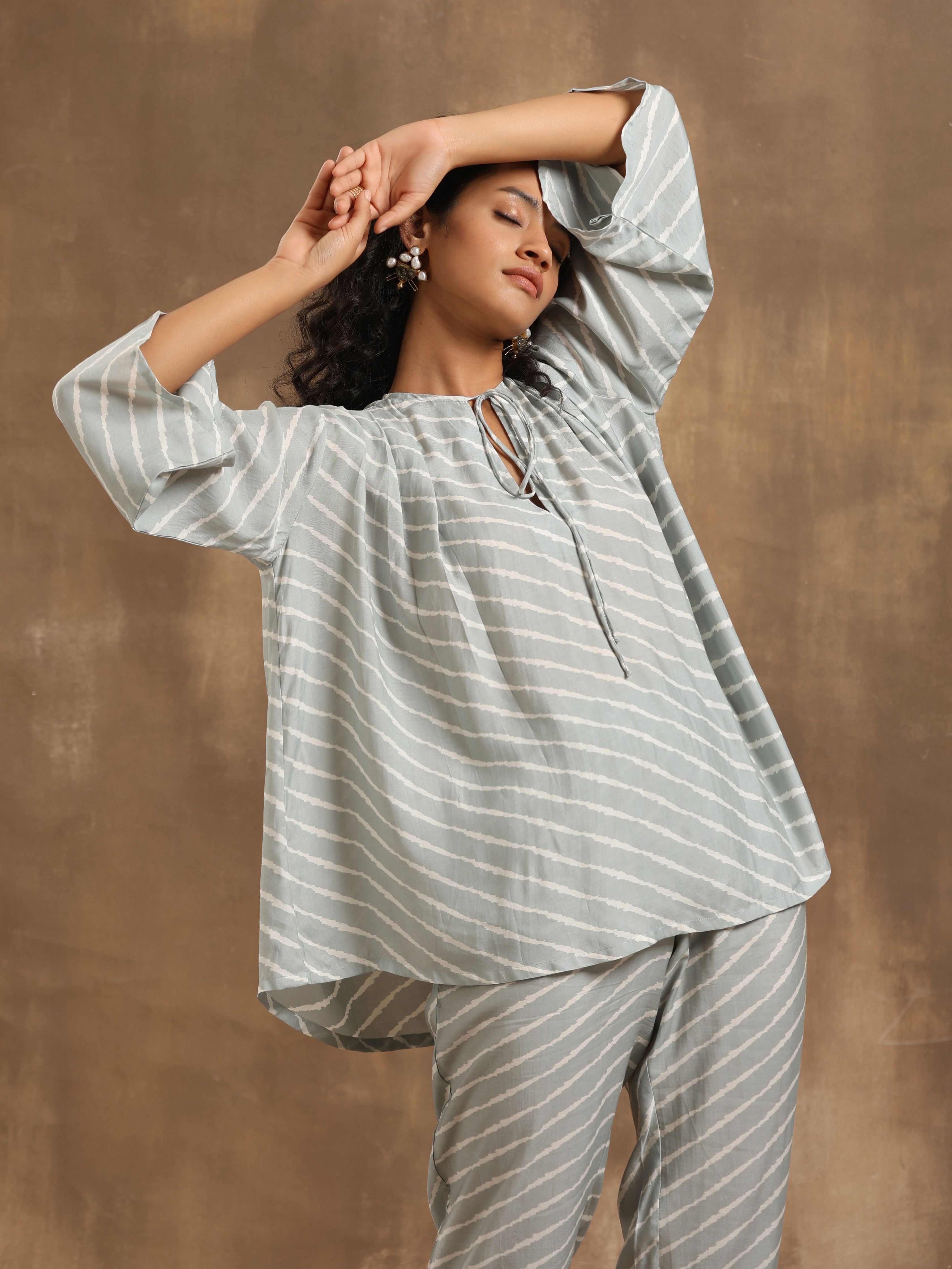 trueBrowns Grey Lehariya Printed Silk Co-Ord Set