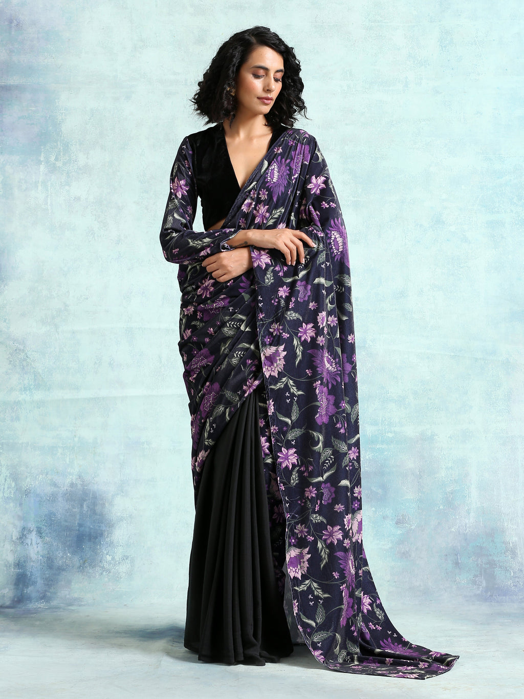 trueBrowns Black Printed Velvet Ready to Wear Saree