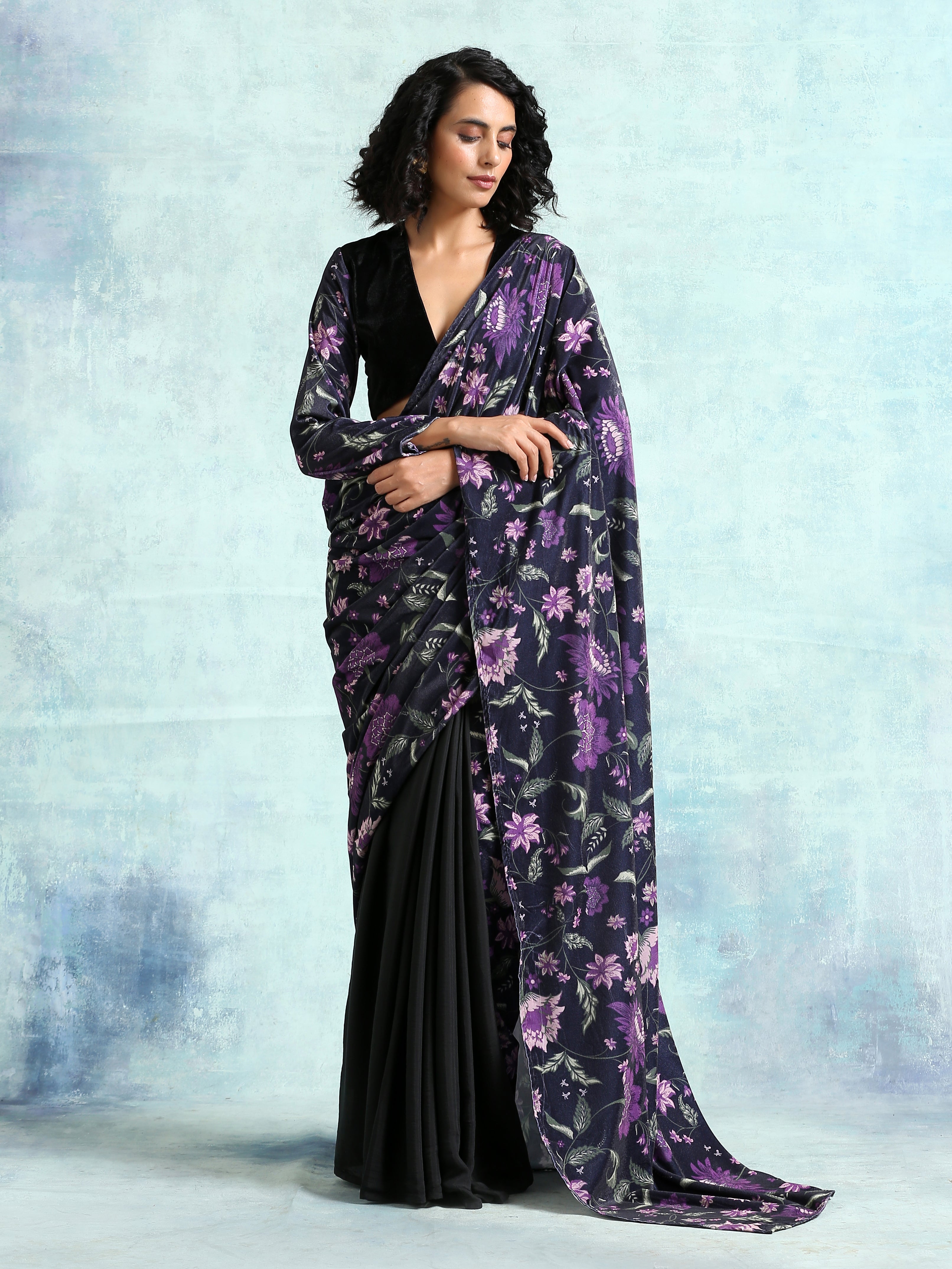 trueBrowns Black Printed Velvet Ready to Wear Saree