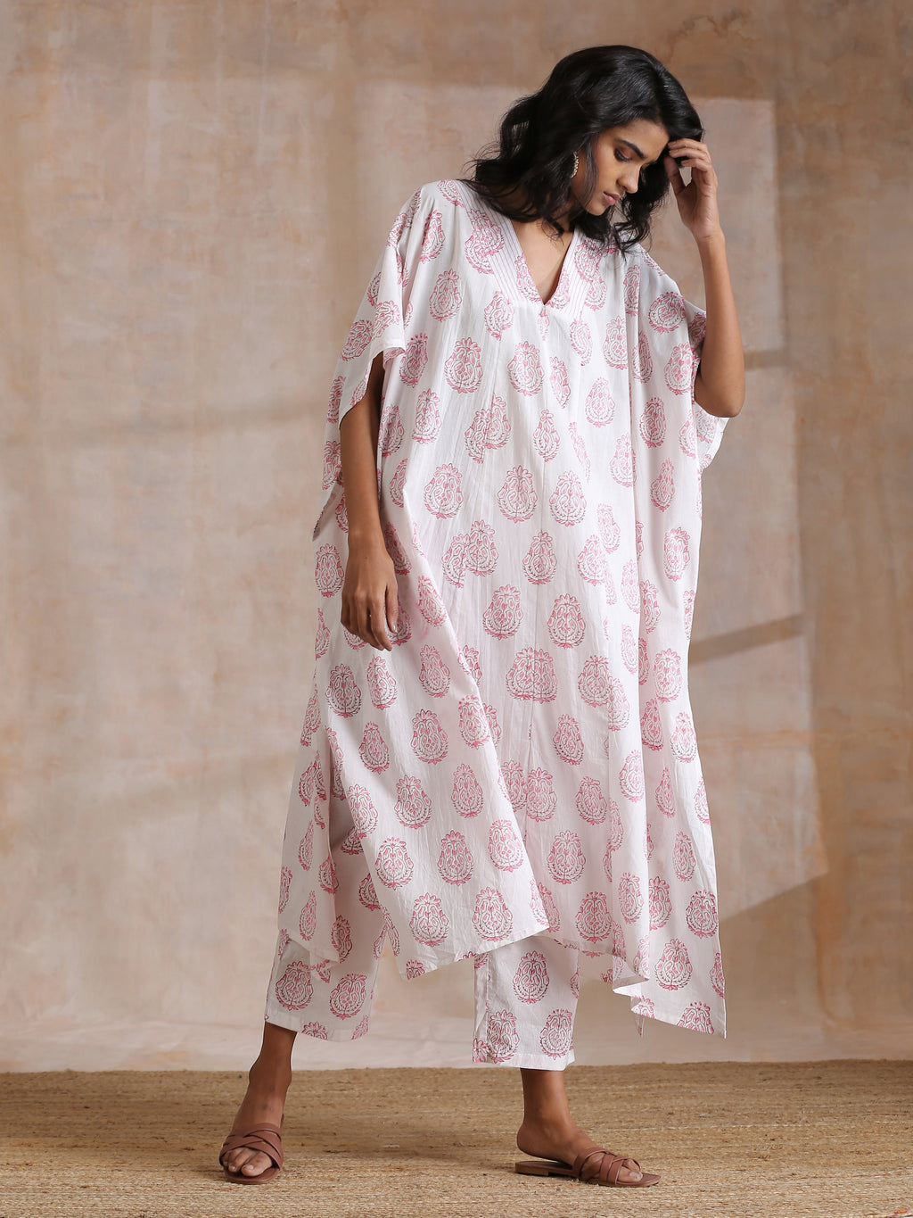 trueBrowns Pink Big Buta On White Print Cotton Panel Kaftan Kurta Pant Set