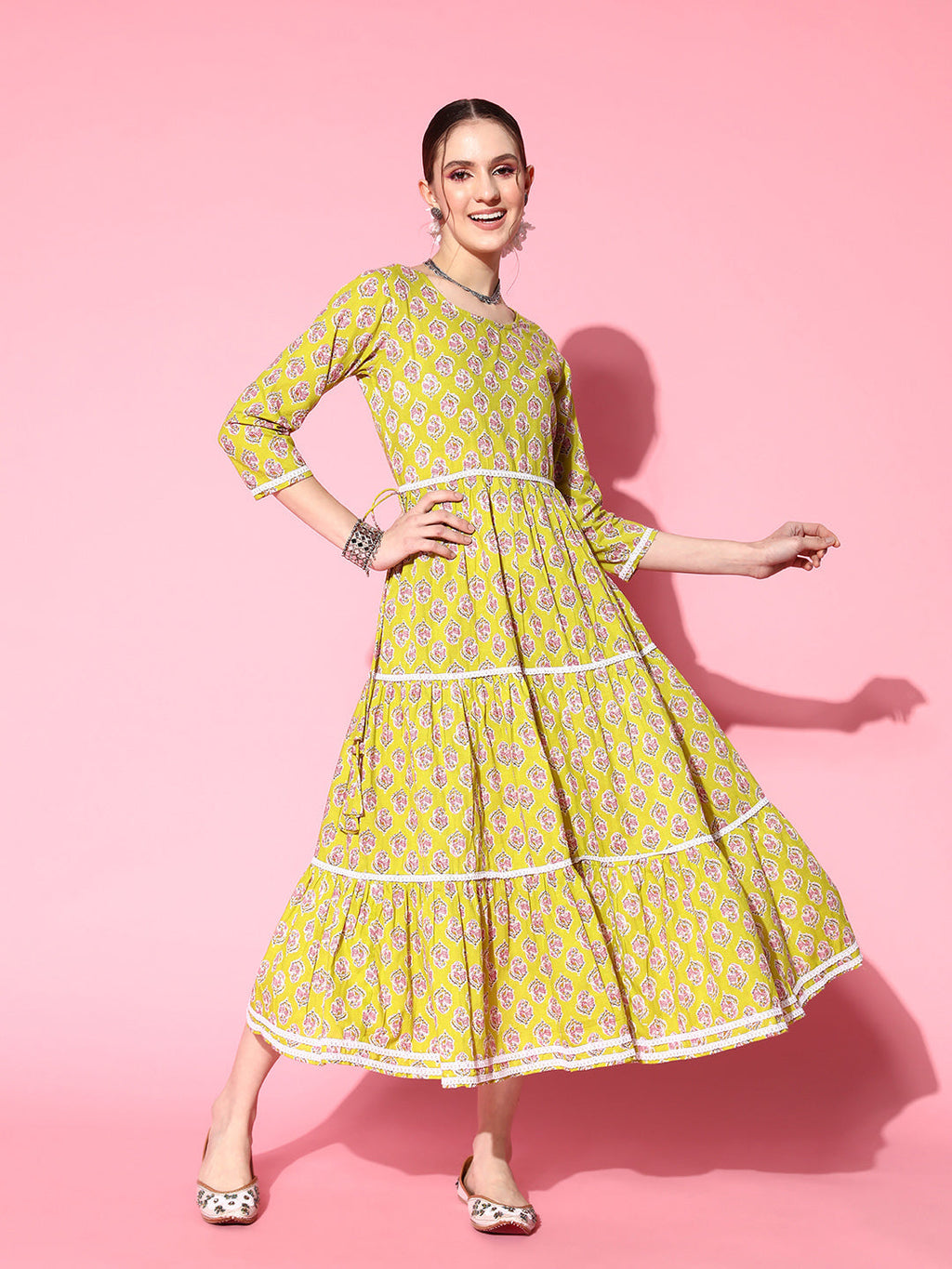InWeave Women's Yellow Floral Print Tiered Dress With Lace
